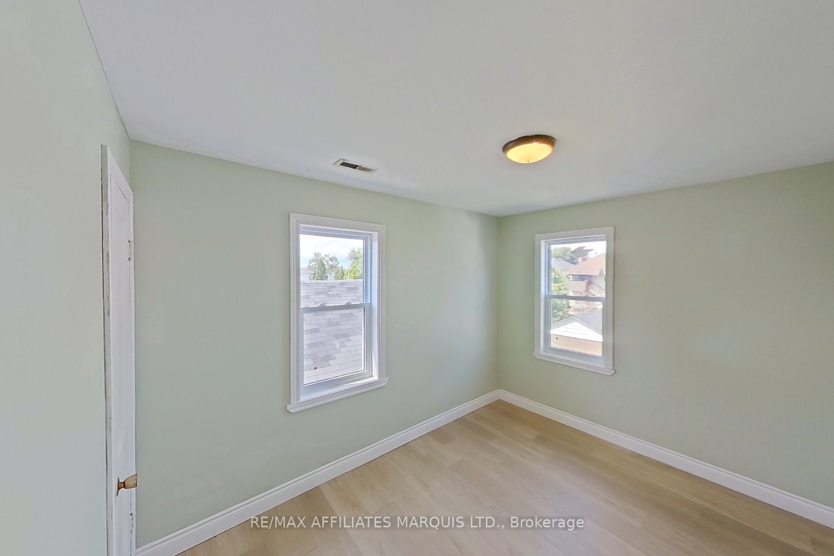 313 Guy Street Property Photo 10