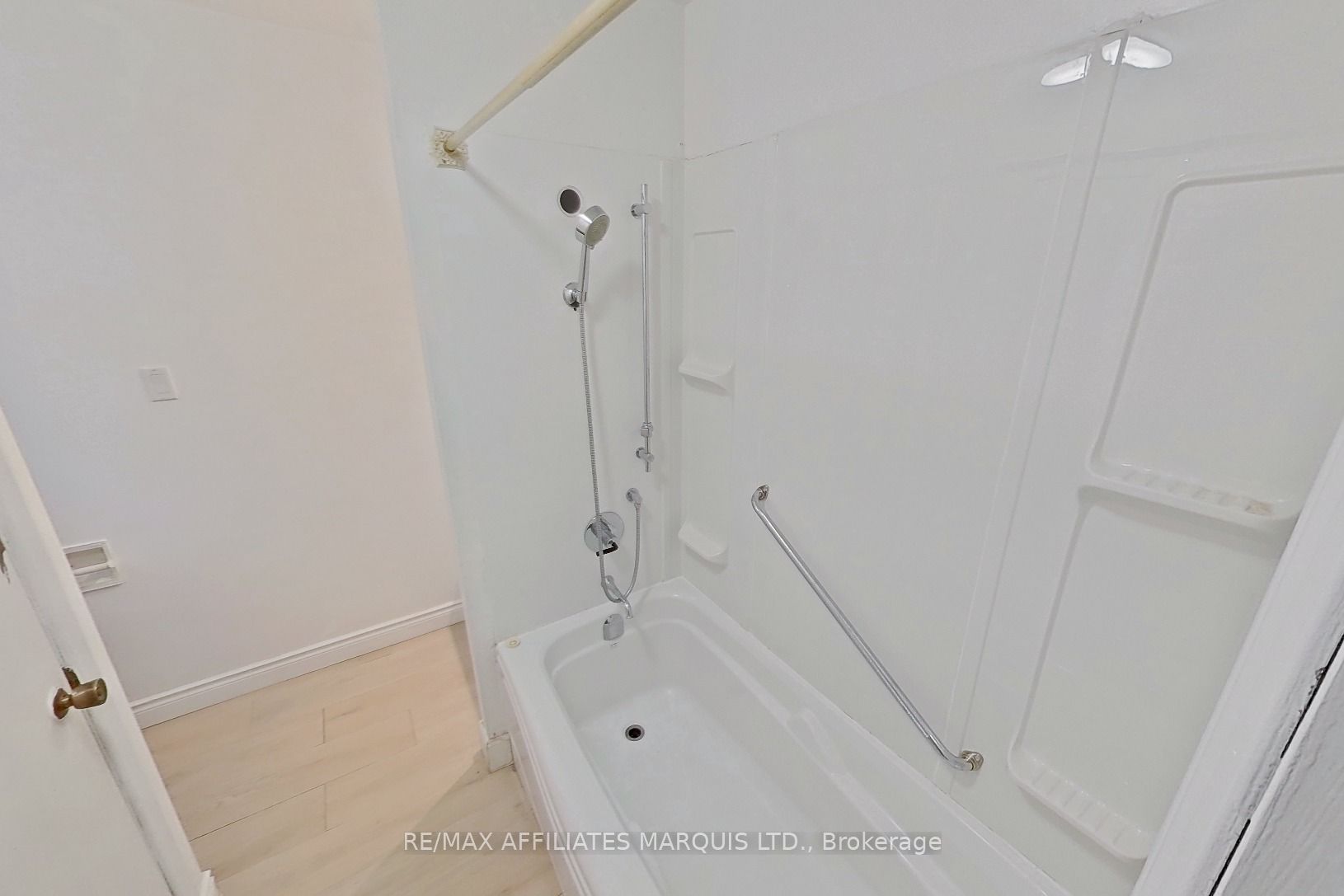 313 Guy Street Property Photo 13