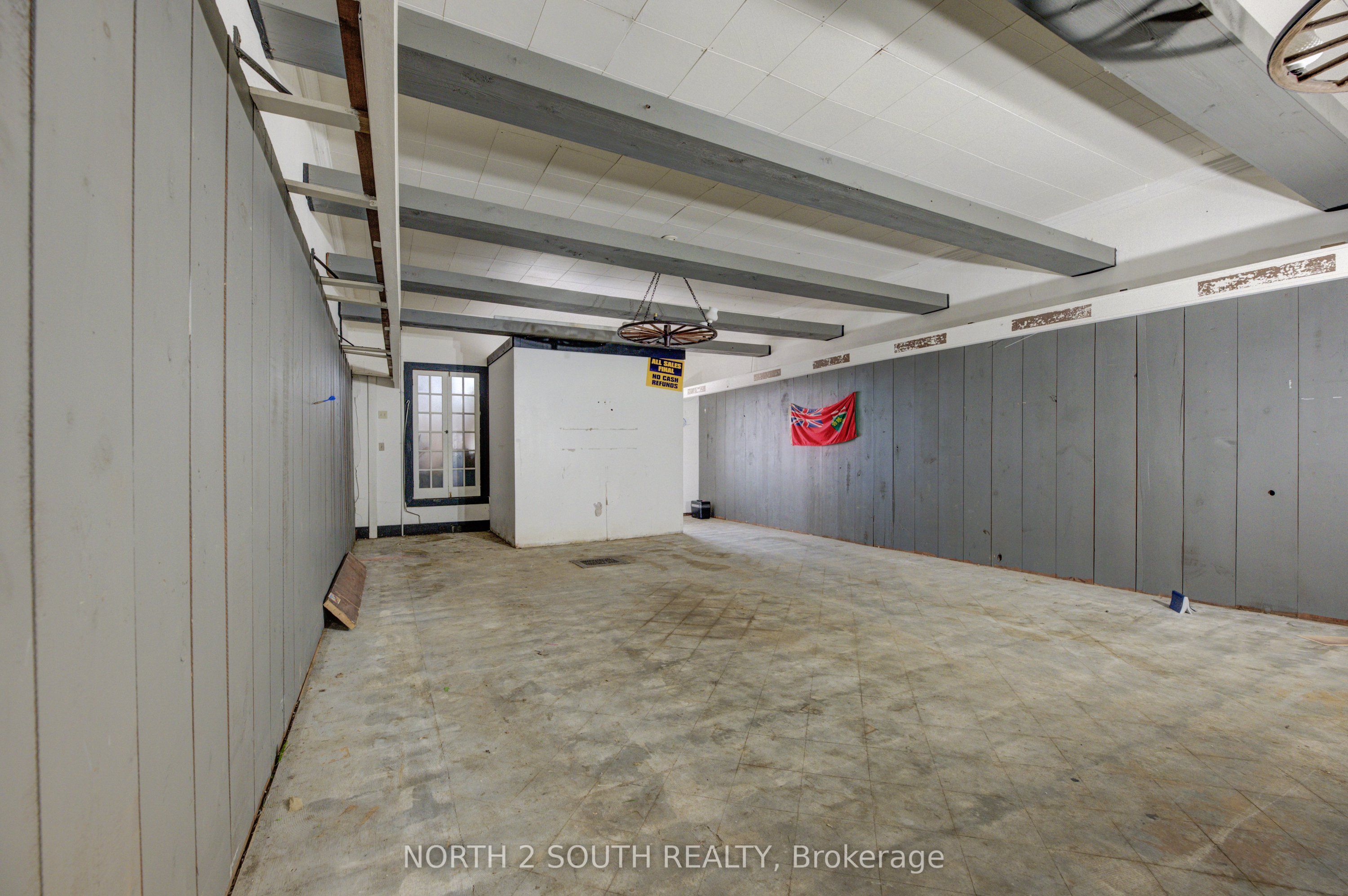 36 Norfolk Street S Property Photo 3