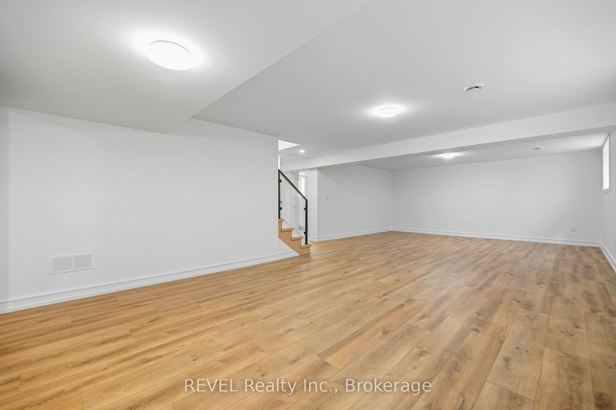 40 Ivy Crescent Property Photo 12