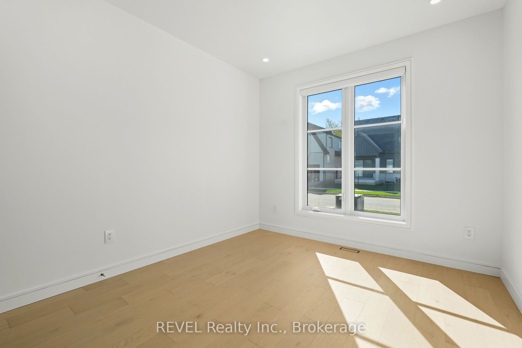 40 Ivy Crescent Property Photo 16