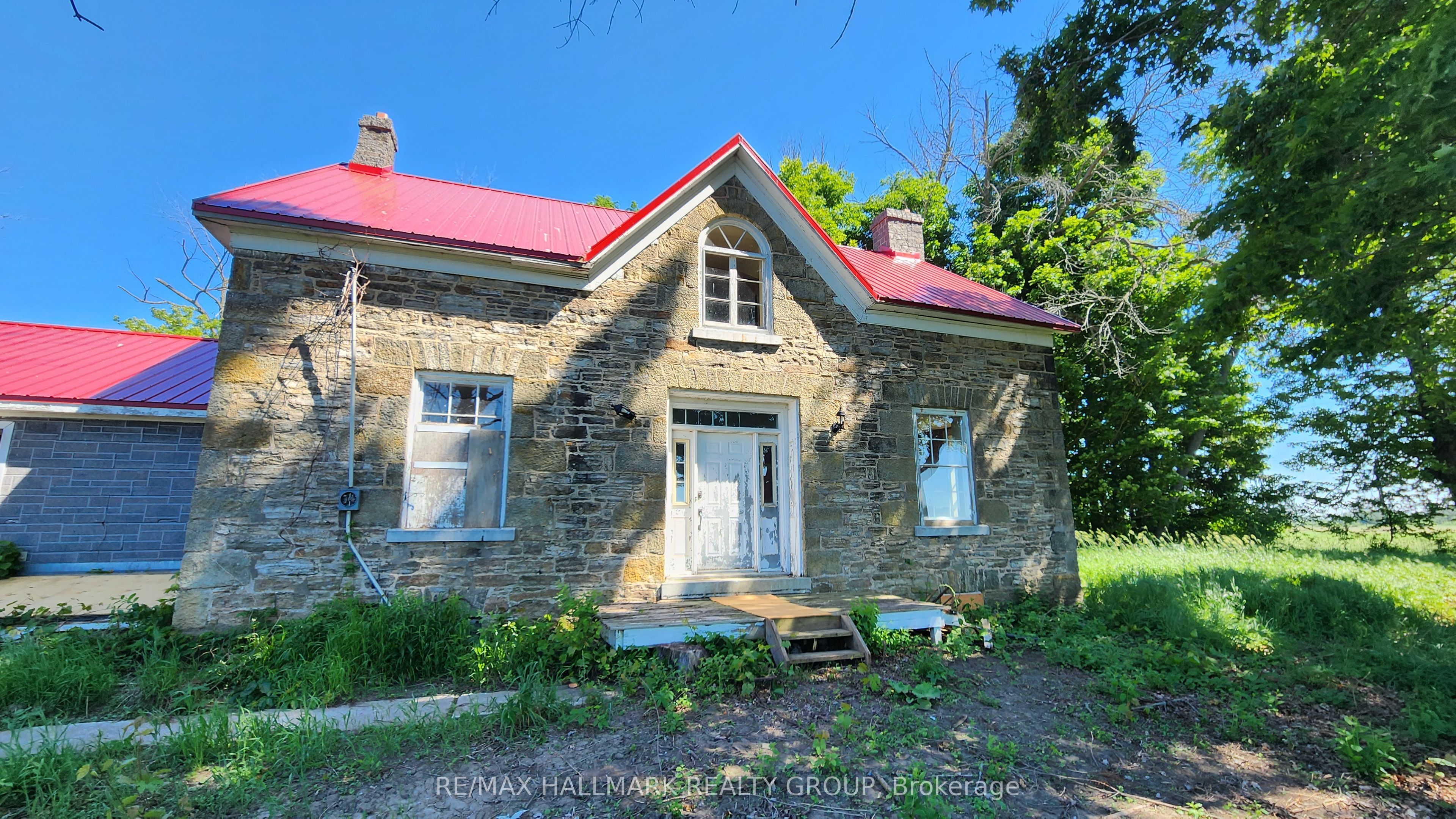 2429 Hiscocks Road Property Photo 1