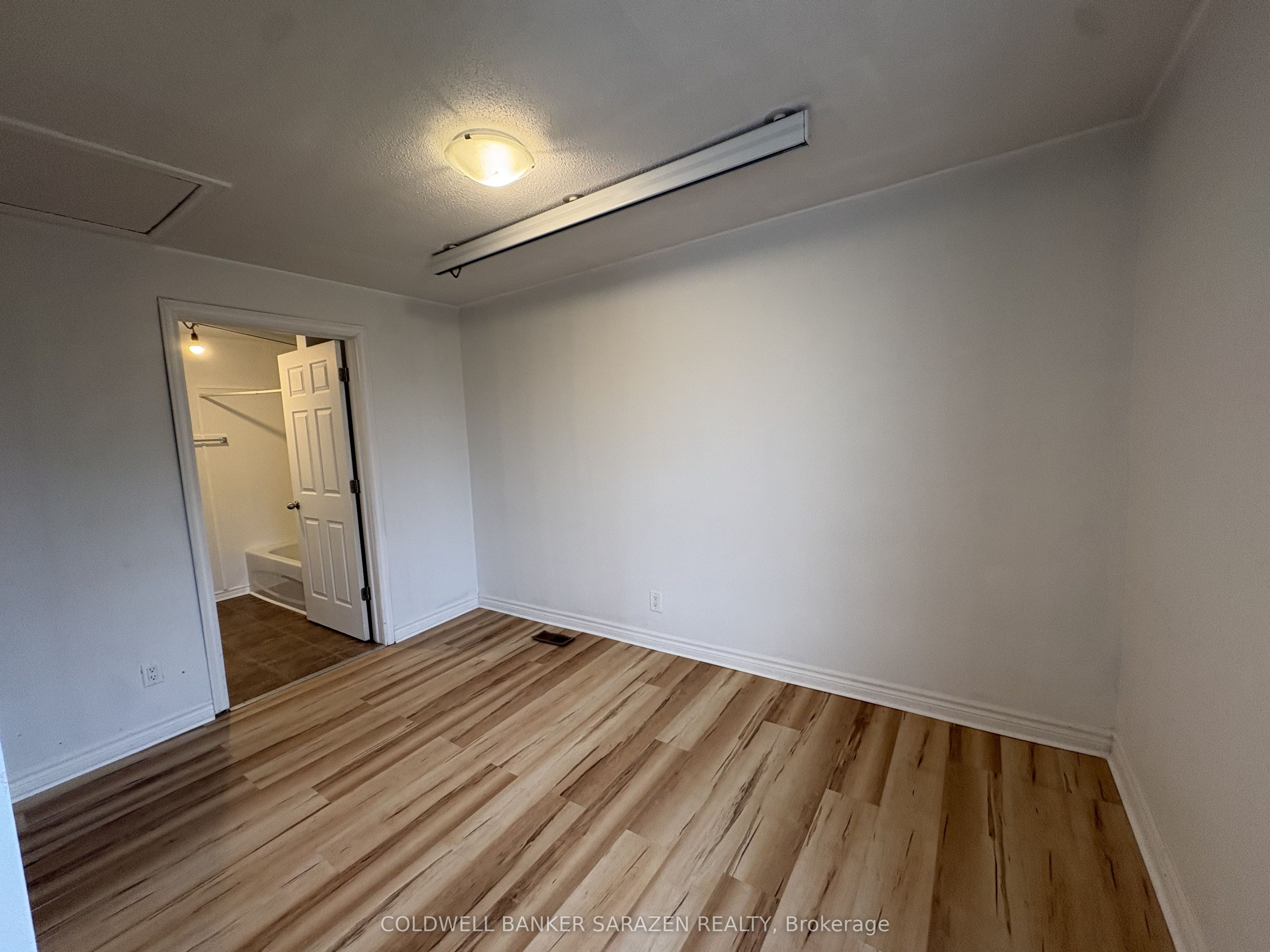 5 Norma Street S Property Photo 7