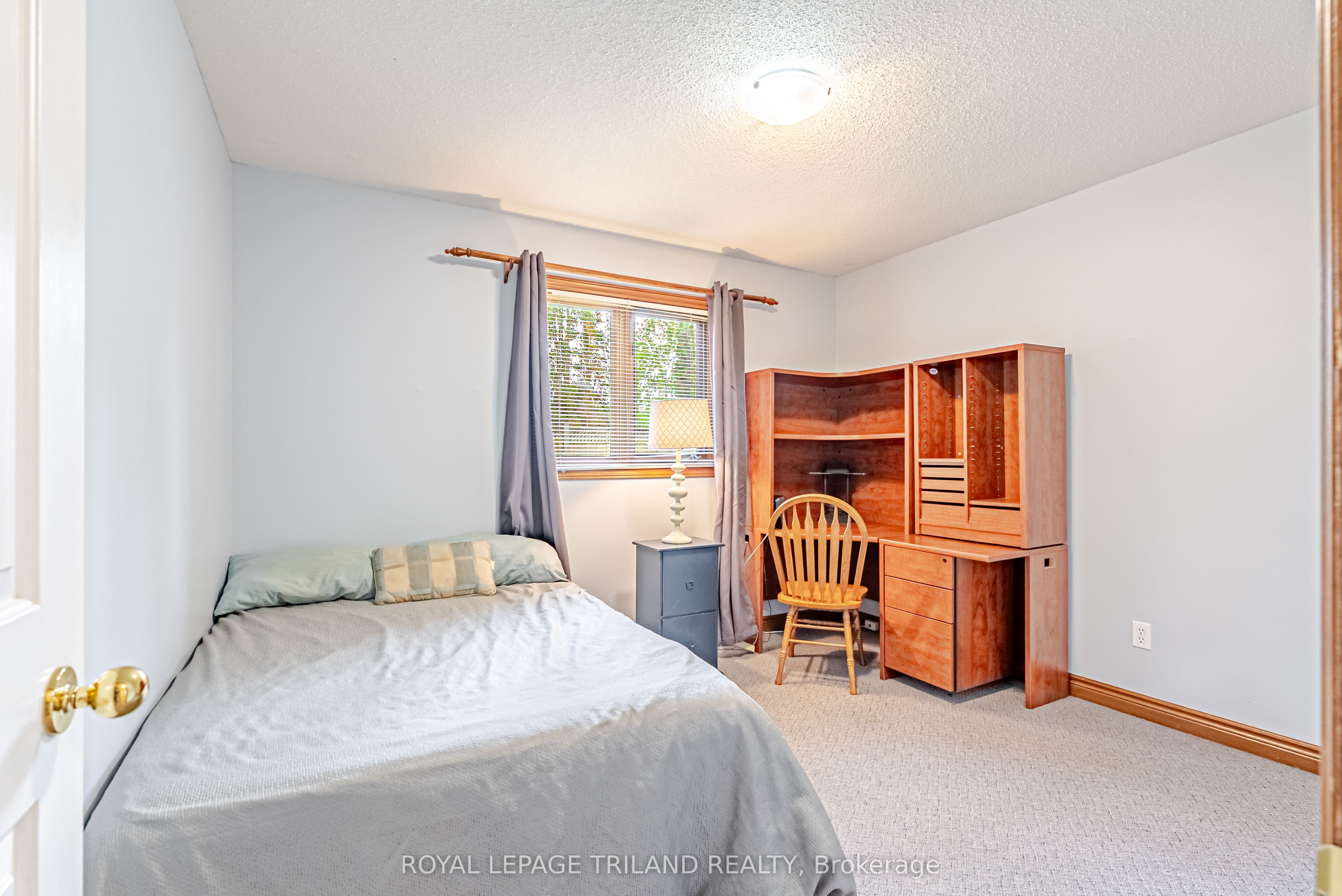 89 Parkview Drive Property Photo 30
