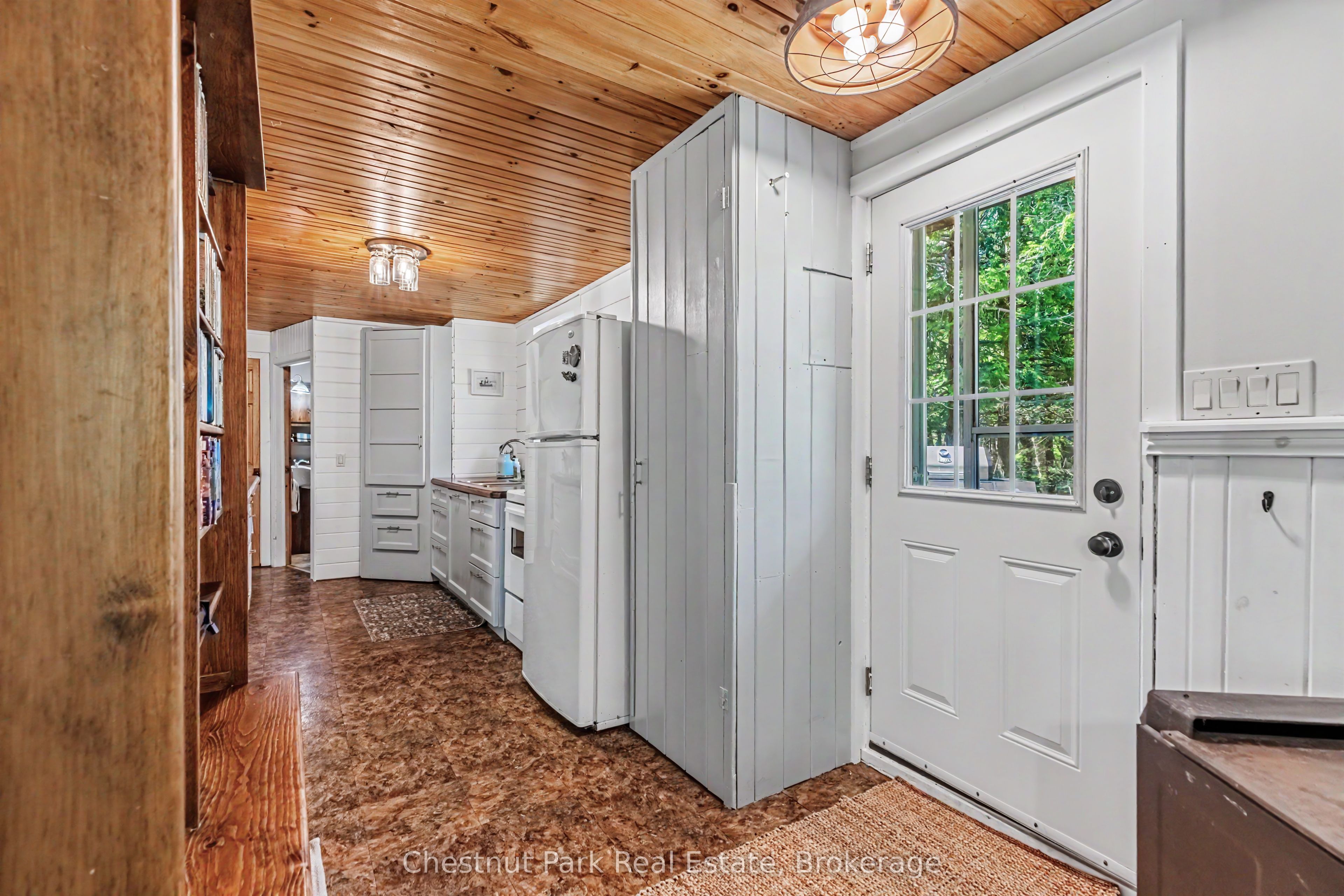 1248 Dorcas Bay Road Property Photo 14