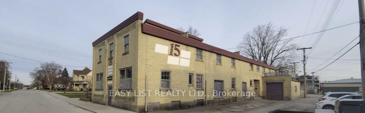 15 John Street E Property Photo 46