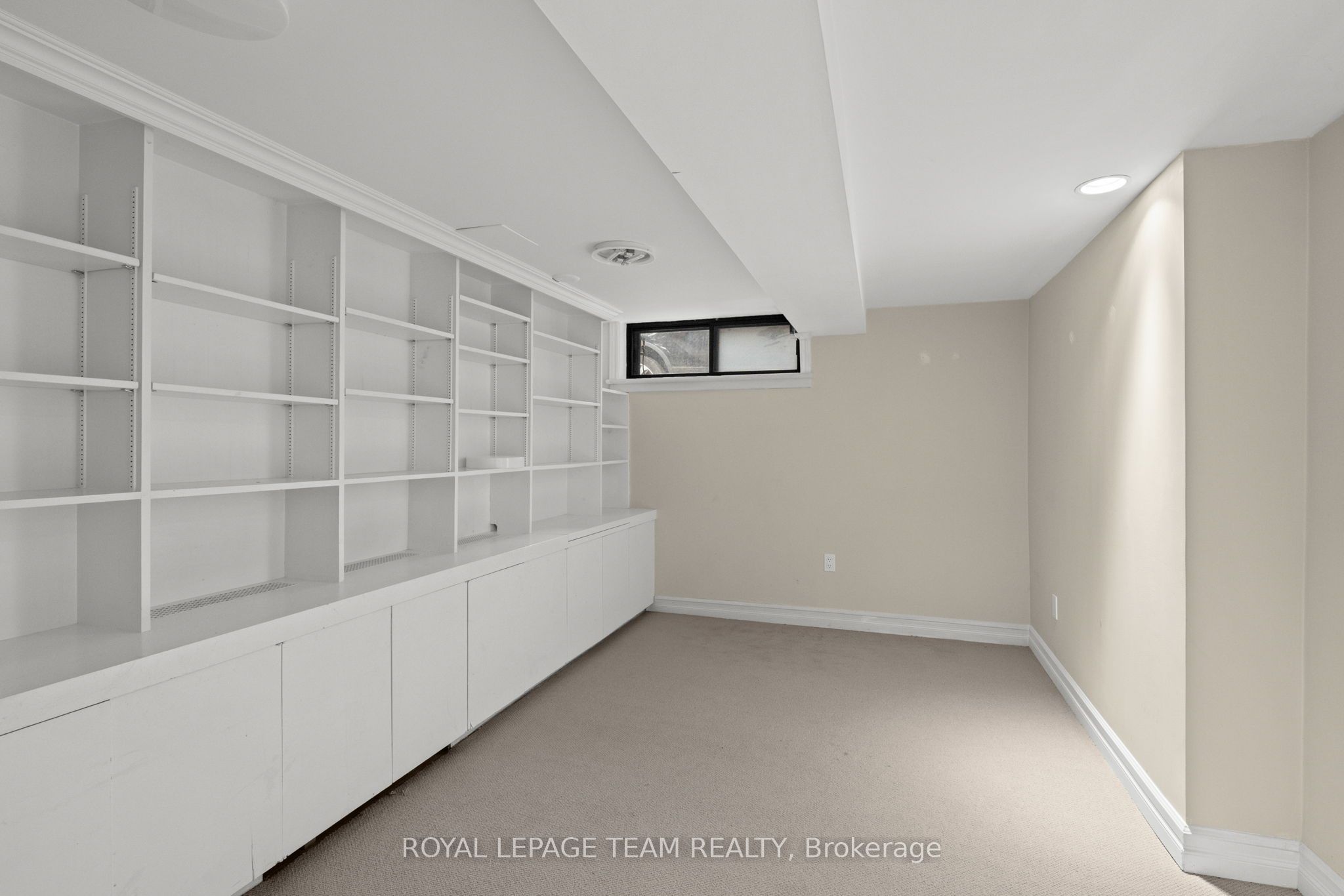 217 Melrose Avenue Property Photo 39