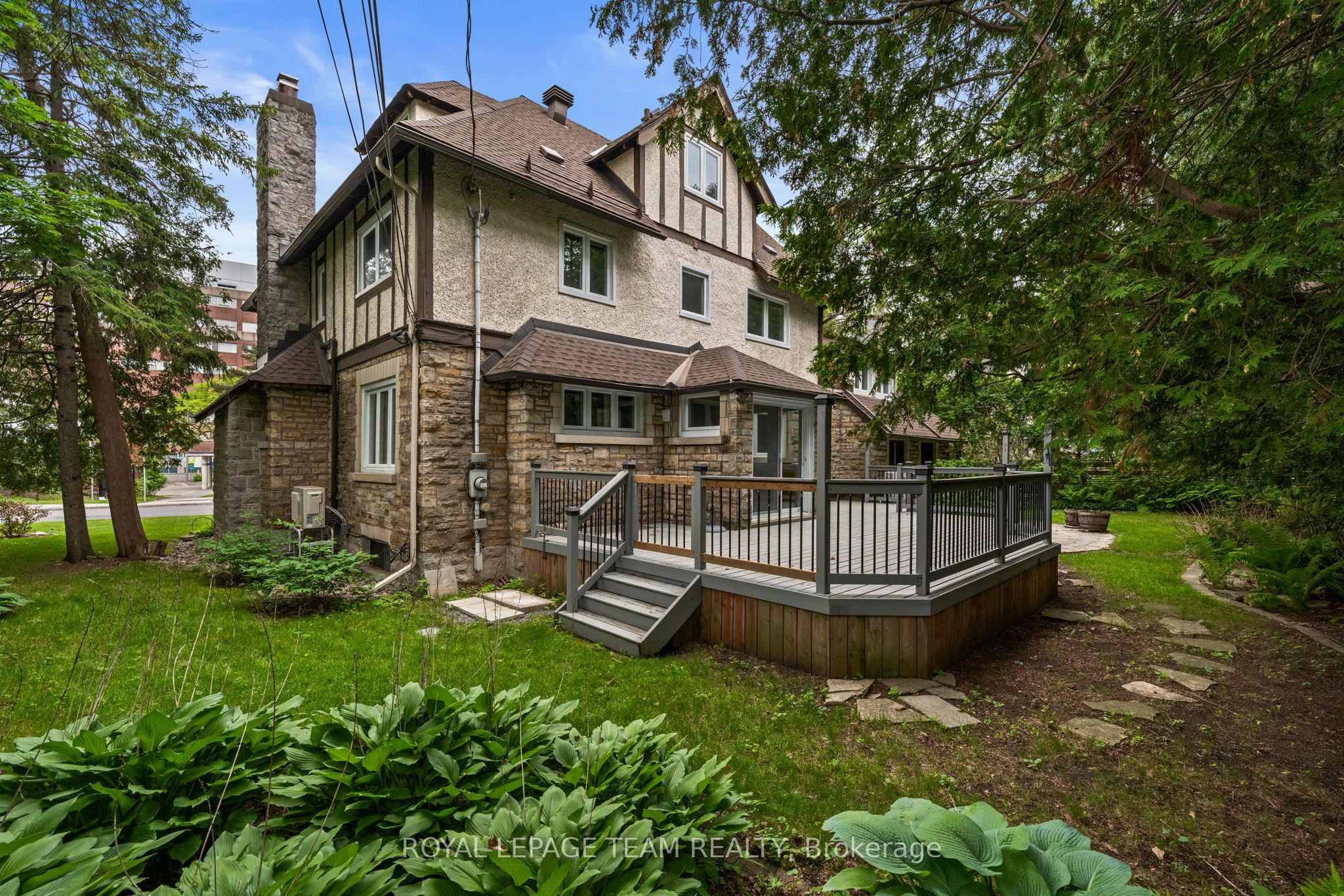 217 Melrose Avenue Property Photo 44