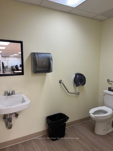 41 Broadway Street Property Photo 16