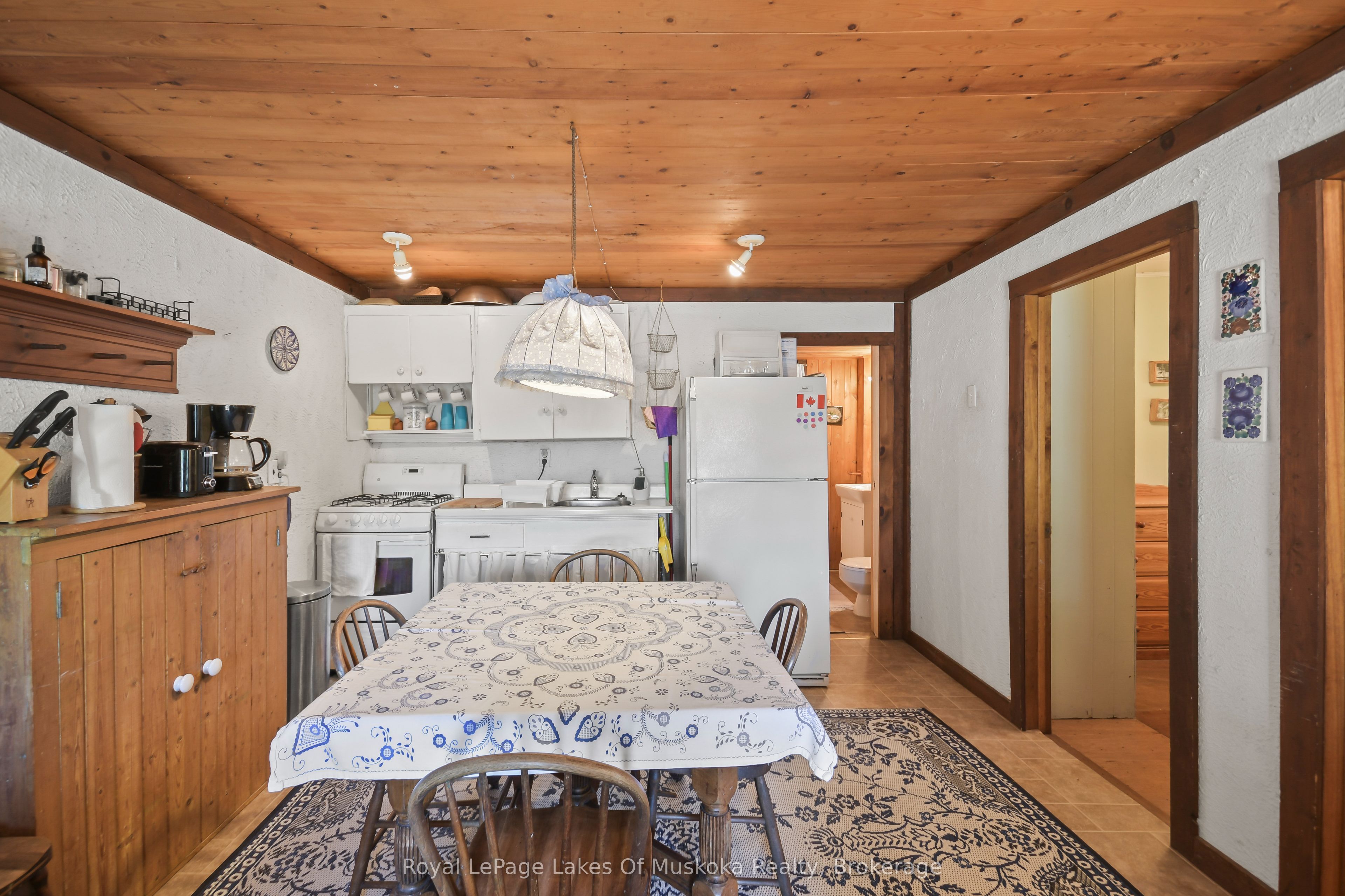 180 Two Road 2 Property Photo 15
