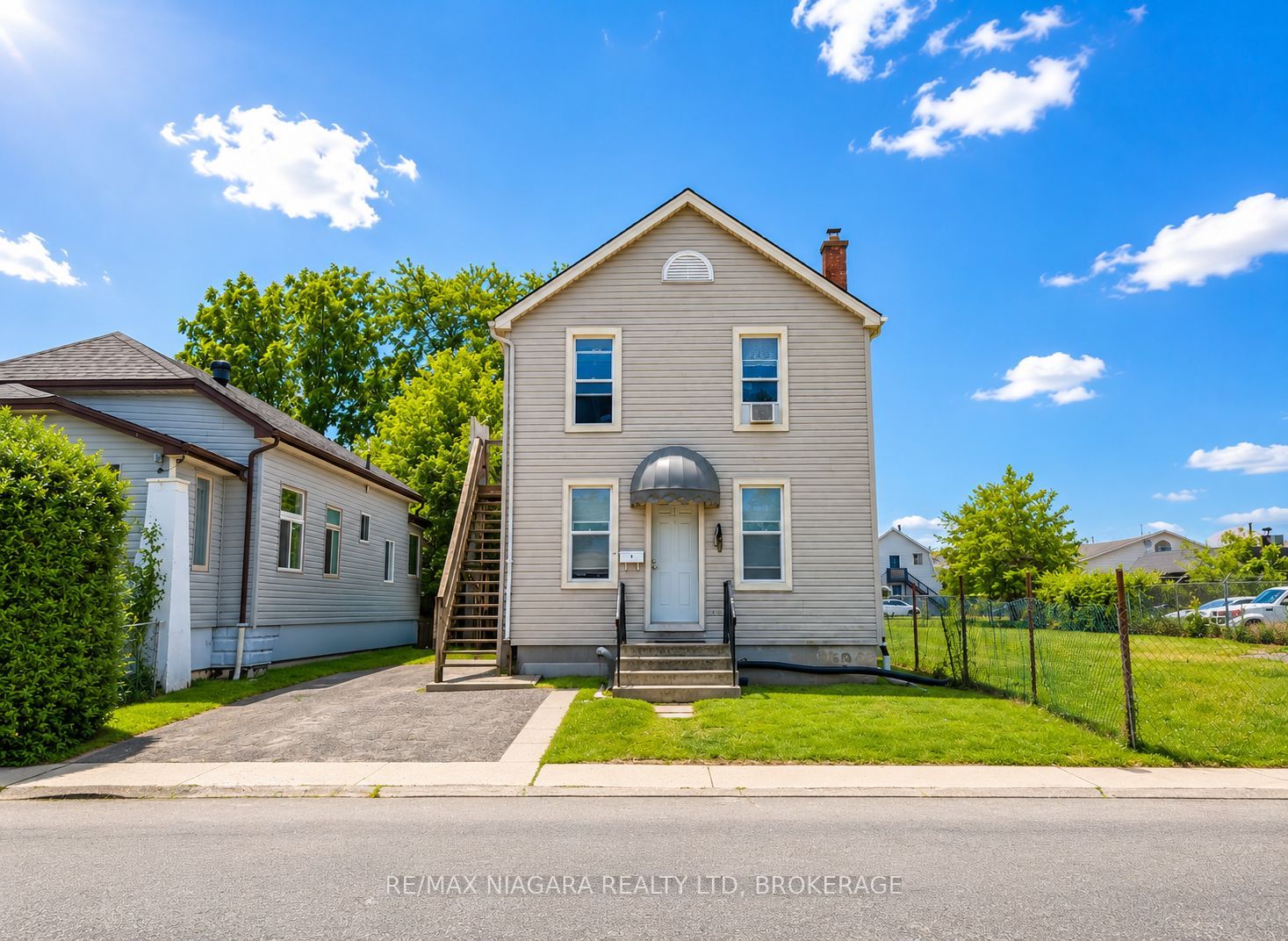 4 Manchester Avenue