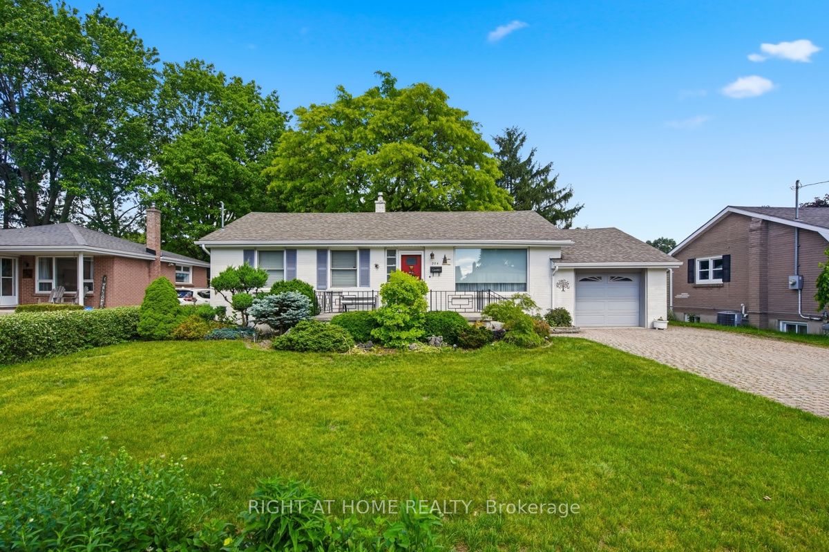 384 Regal Drive Property Photo 1
