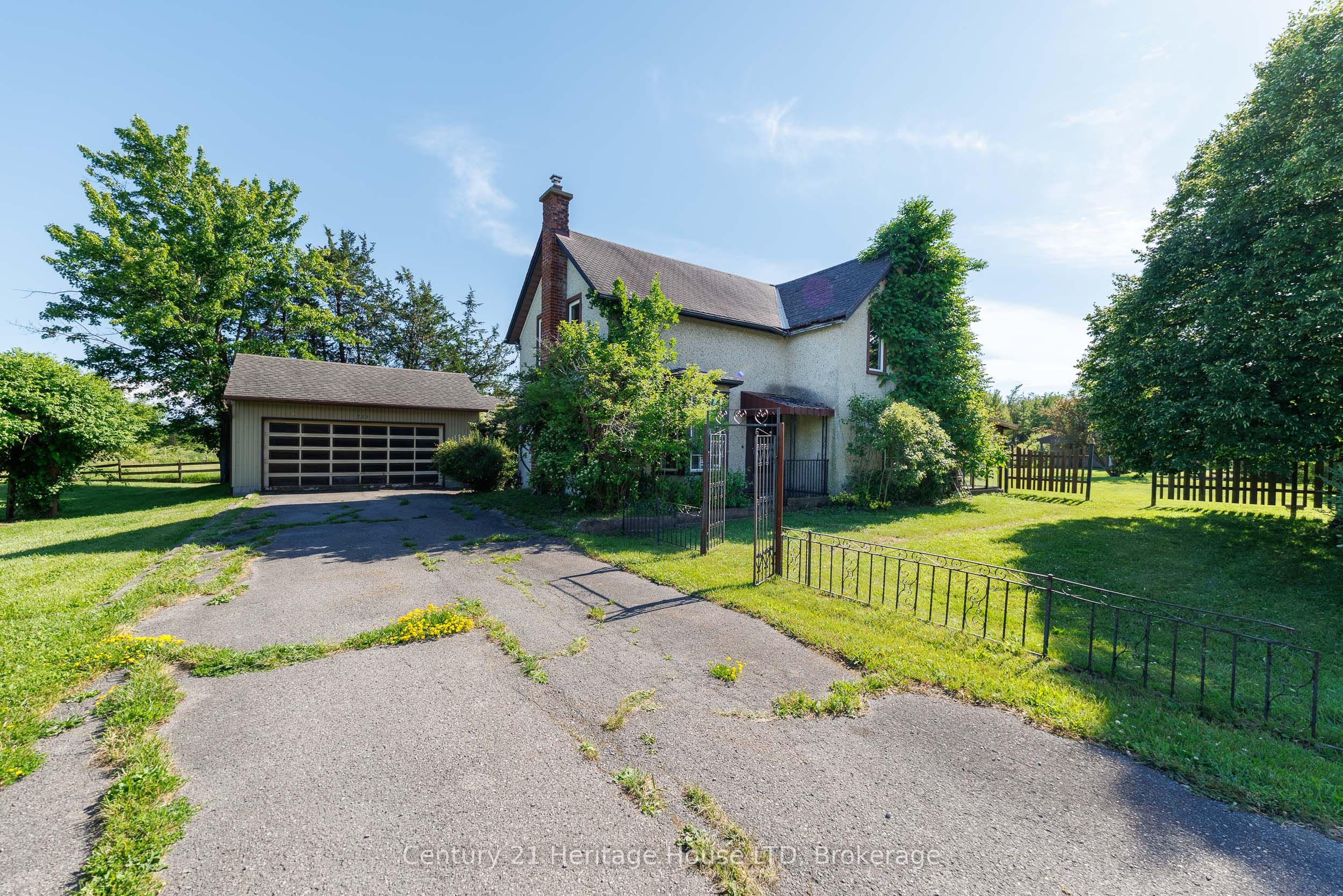 4723 Netherby Road Property Photo 4