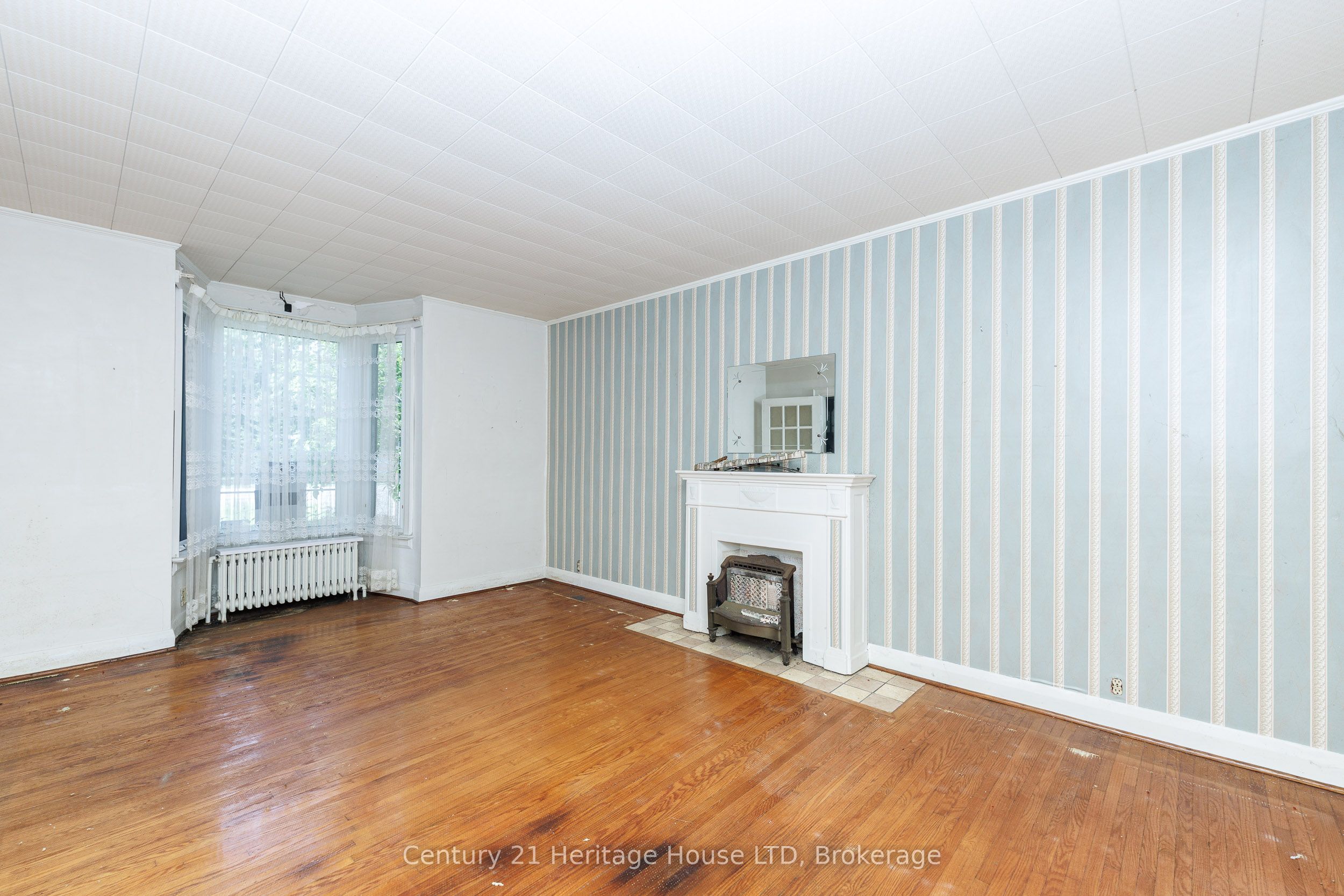 4723 Netherby Road Property Photo 11