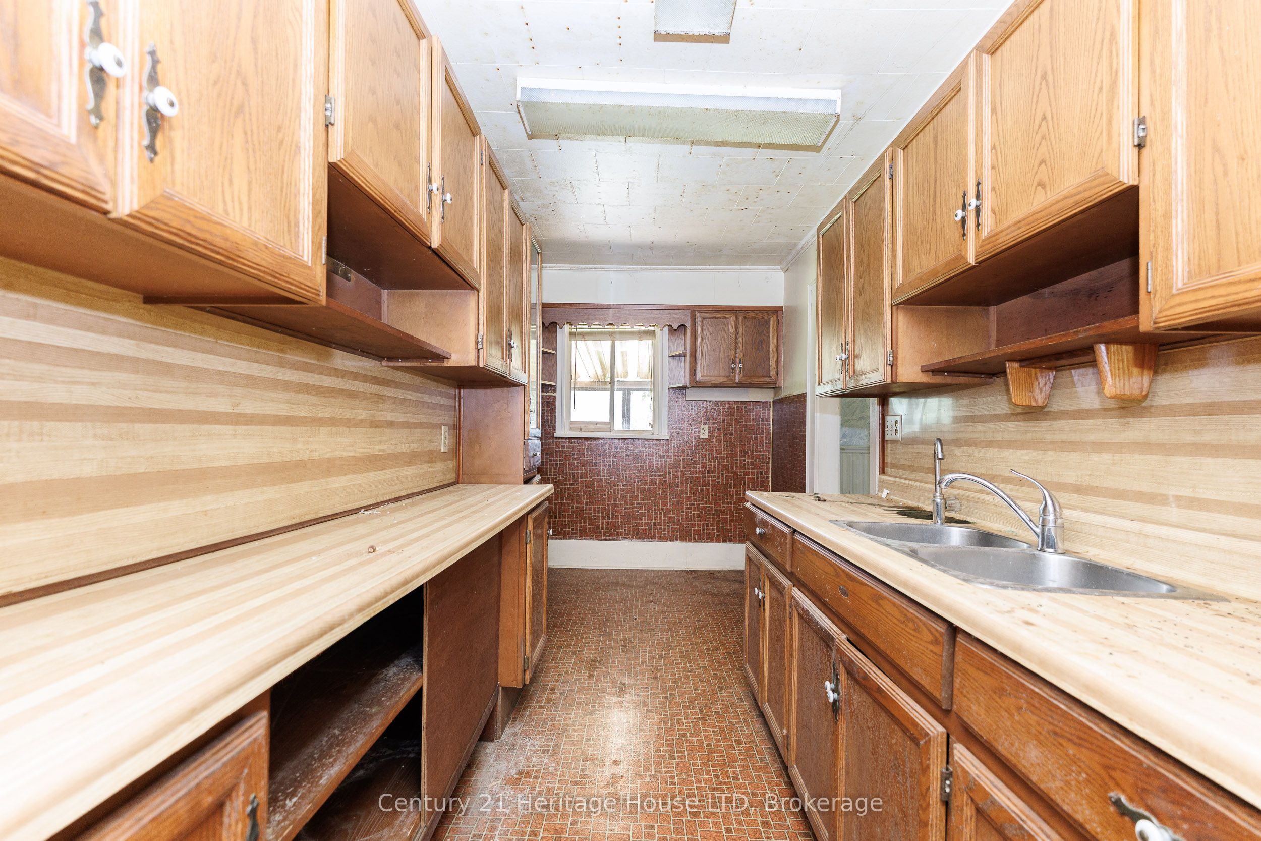 4723 Netherby Road Property Photo 18