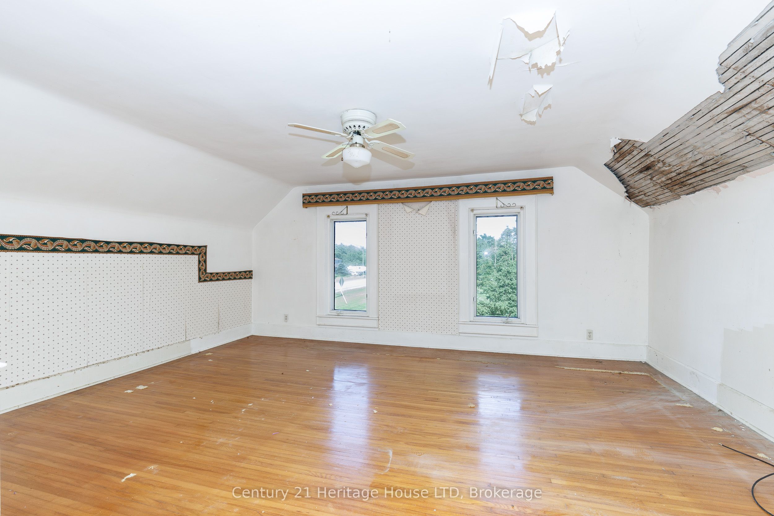 4723 Netherby Road Property Photo 28