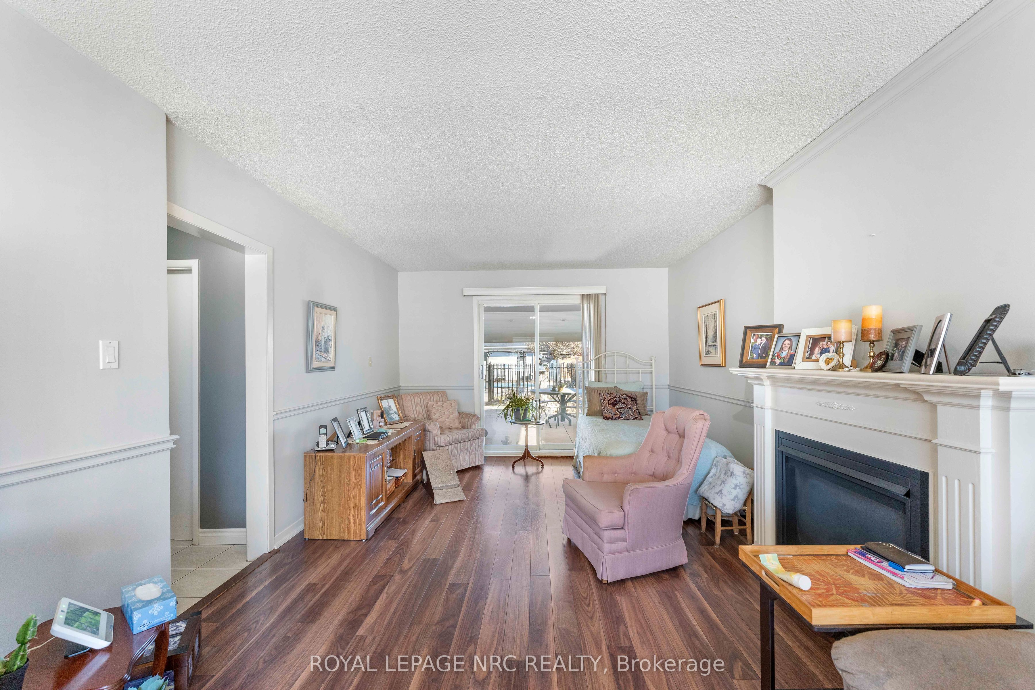 68 Pine Street S Property Photo 20
