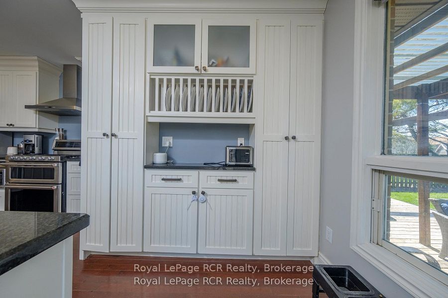 396 Murray Boulevard Property Photo 10