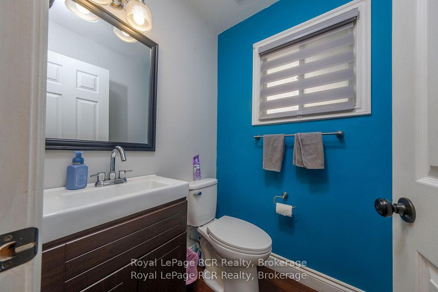 396 Murray Boulevard Property Photo 12