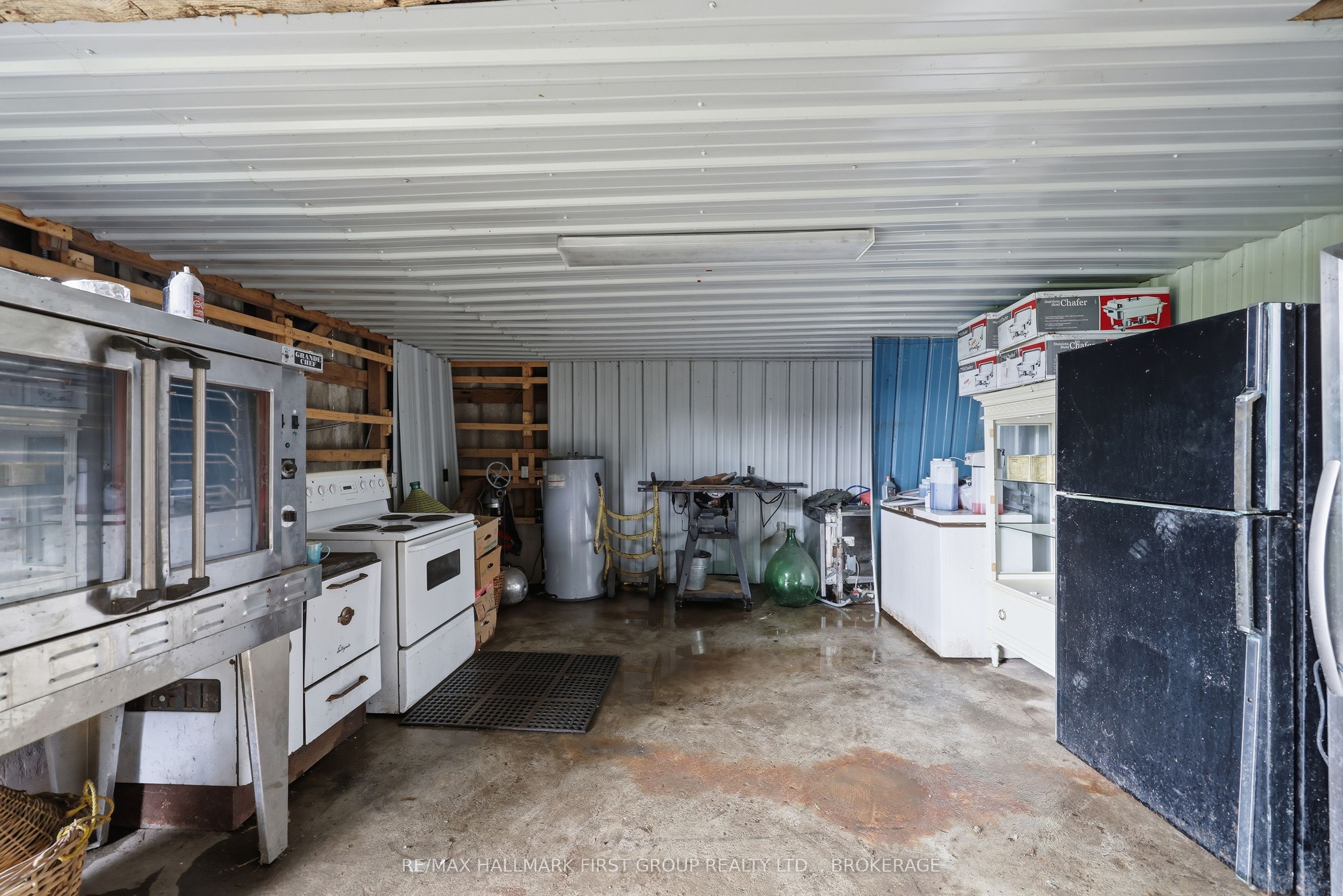 9656 Loyalist Parkway Property Photo 42