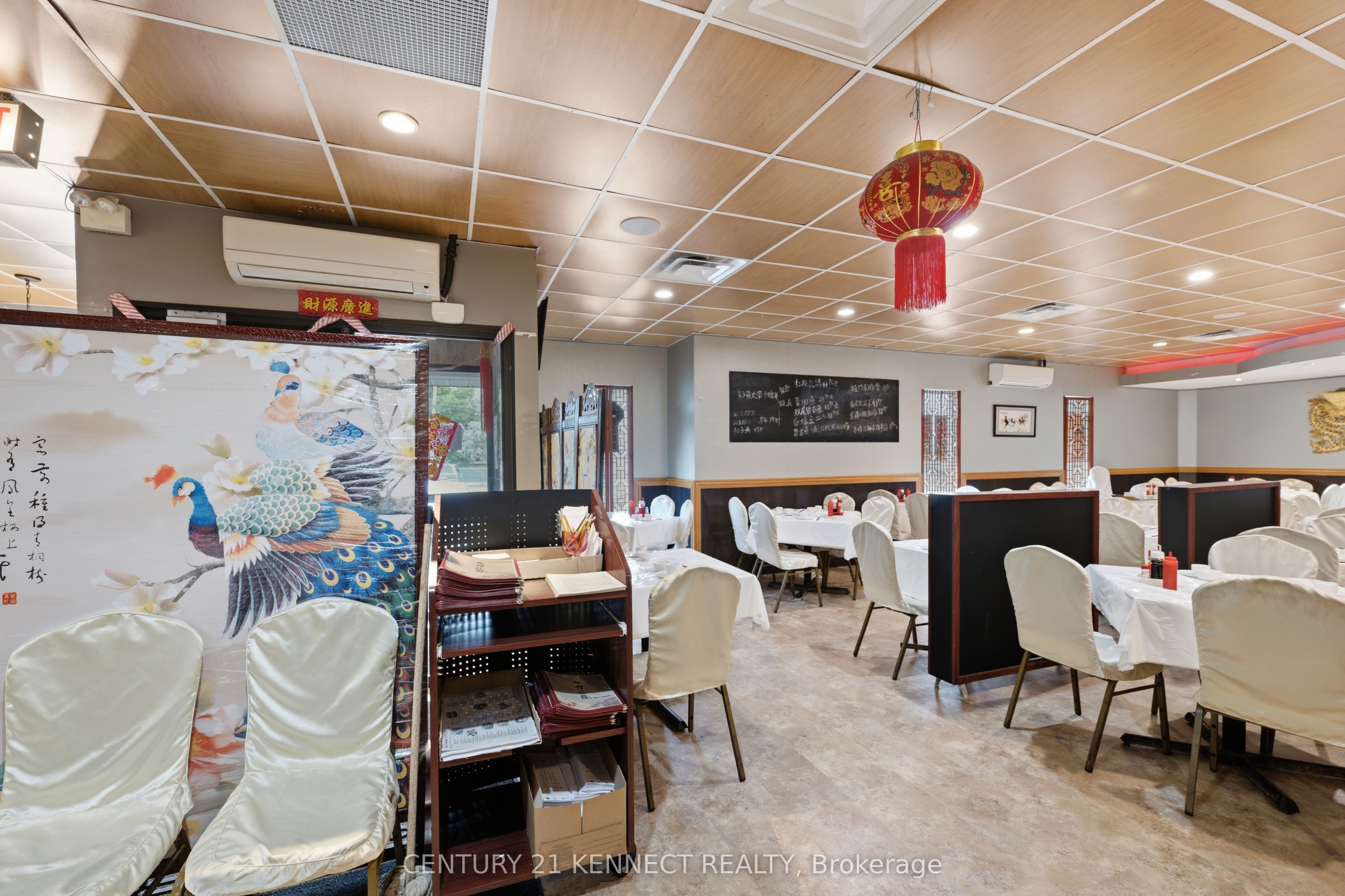 1499 Merivale Road Property Photo 6