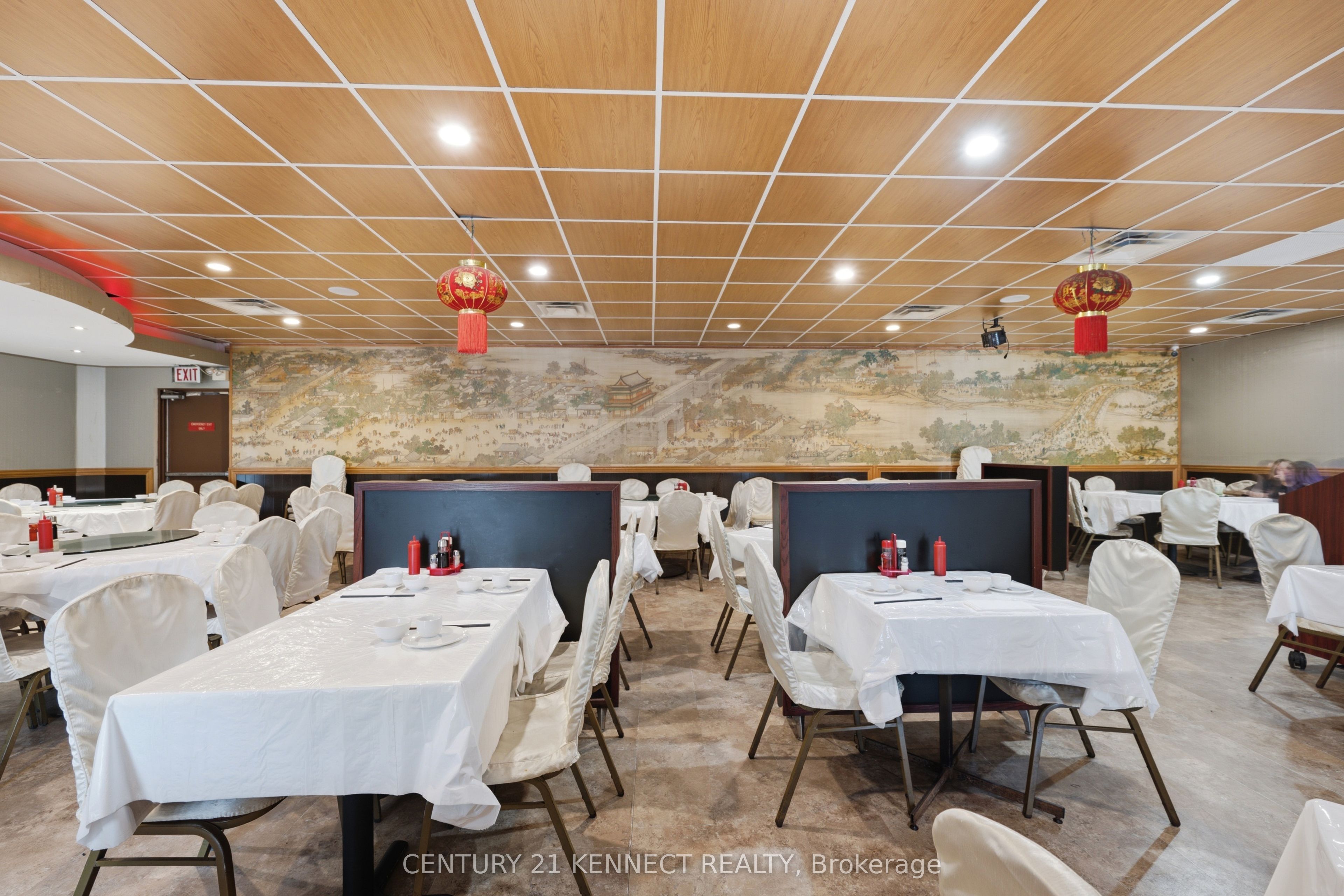 1499 Merivale Road Property Photo 11