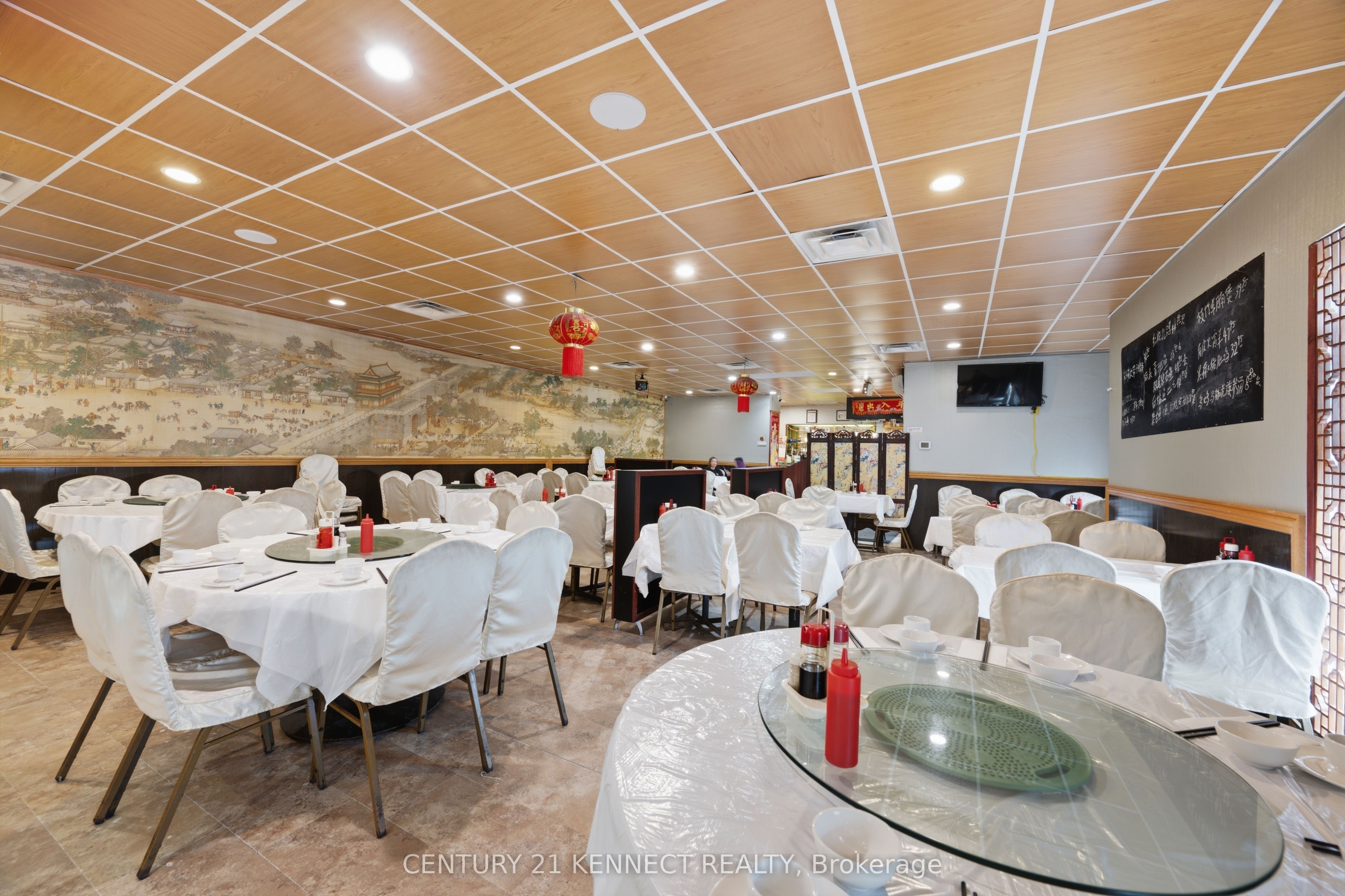 1499 Merivale Road Property Photo 13