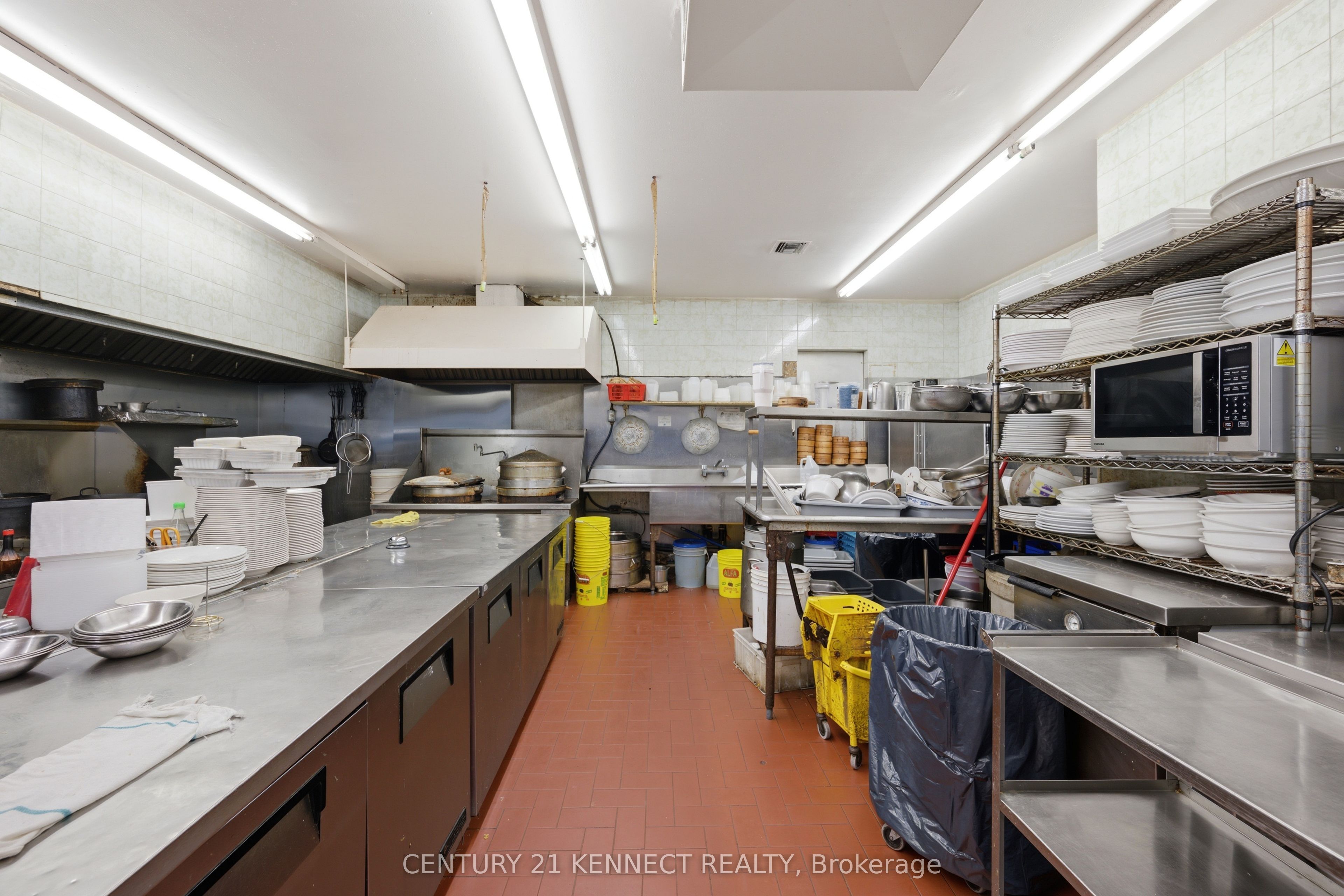 1499 Merivale Road Property Photo 16