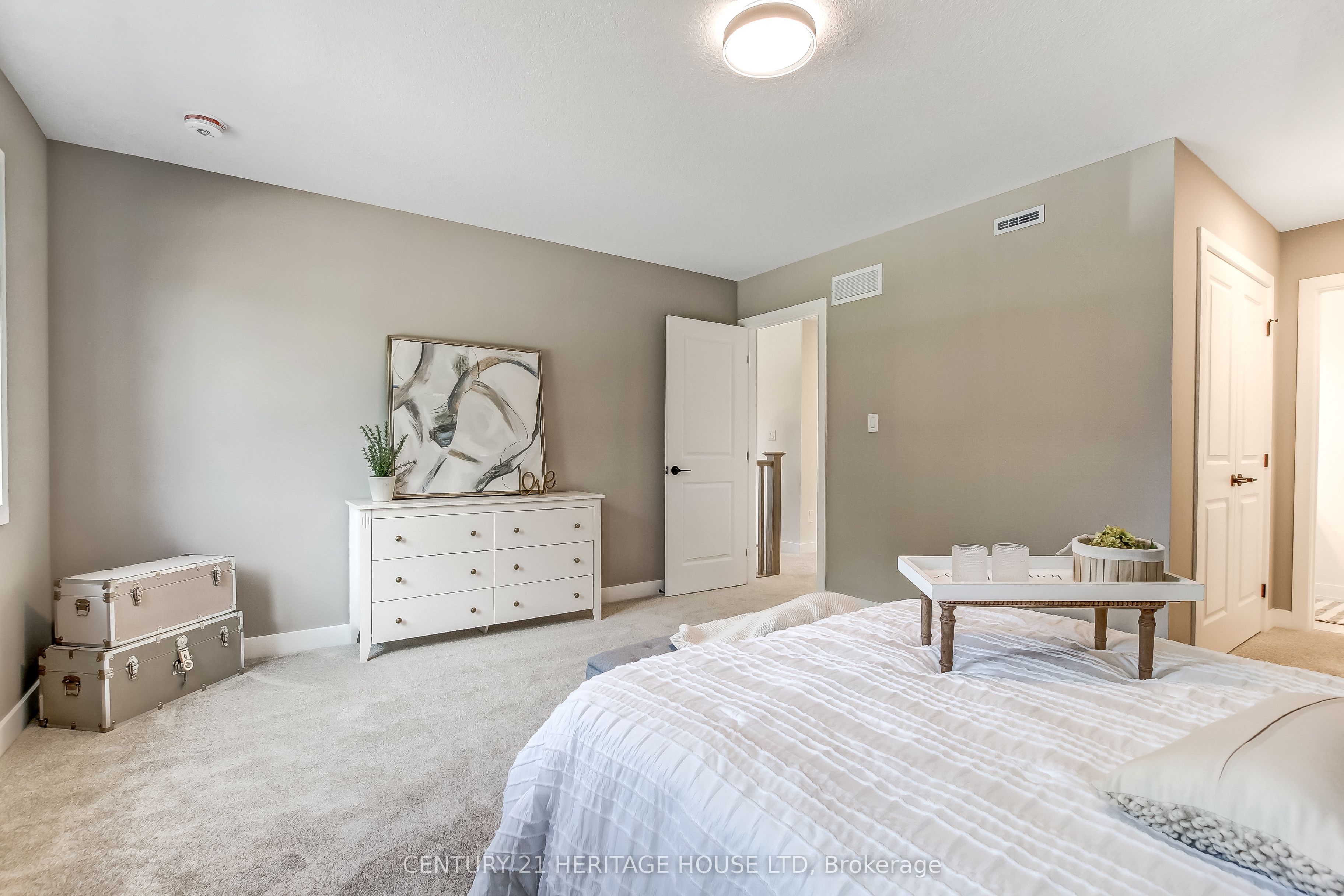 36 Hawks Gate Property Photo 17