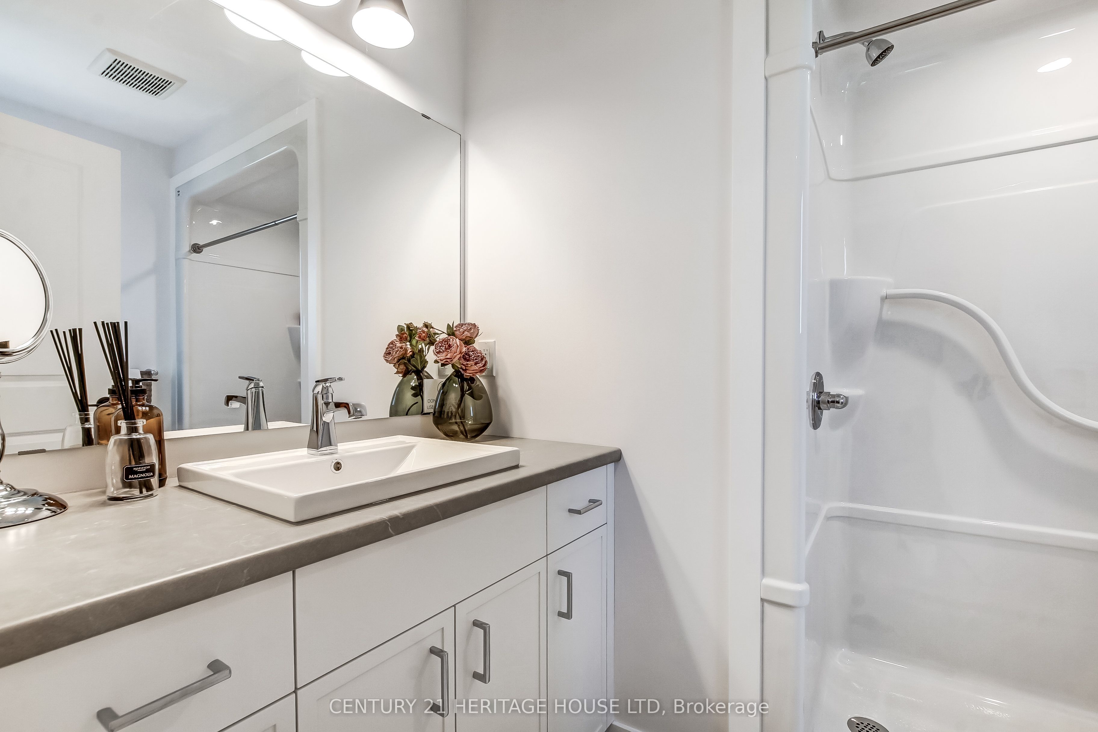 36 Hawks Gate Property Photo 18