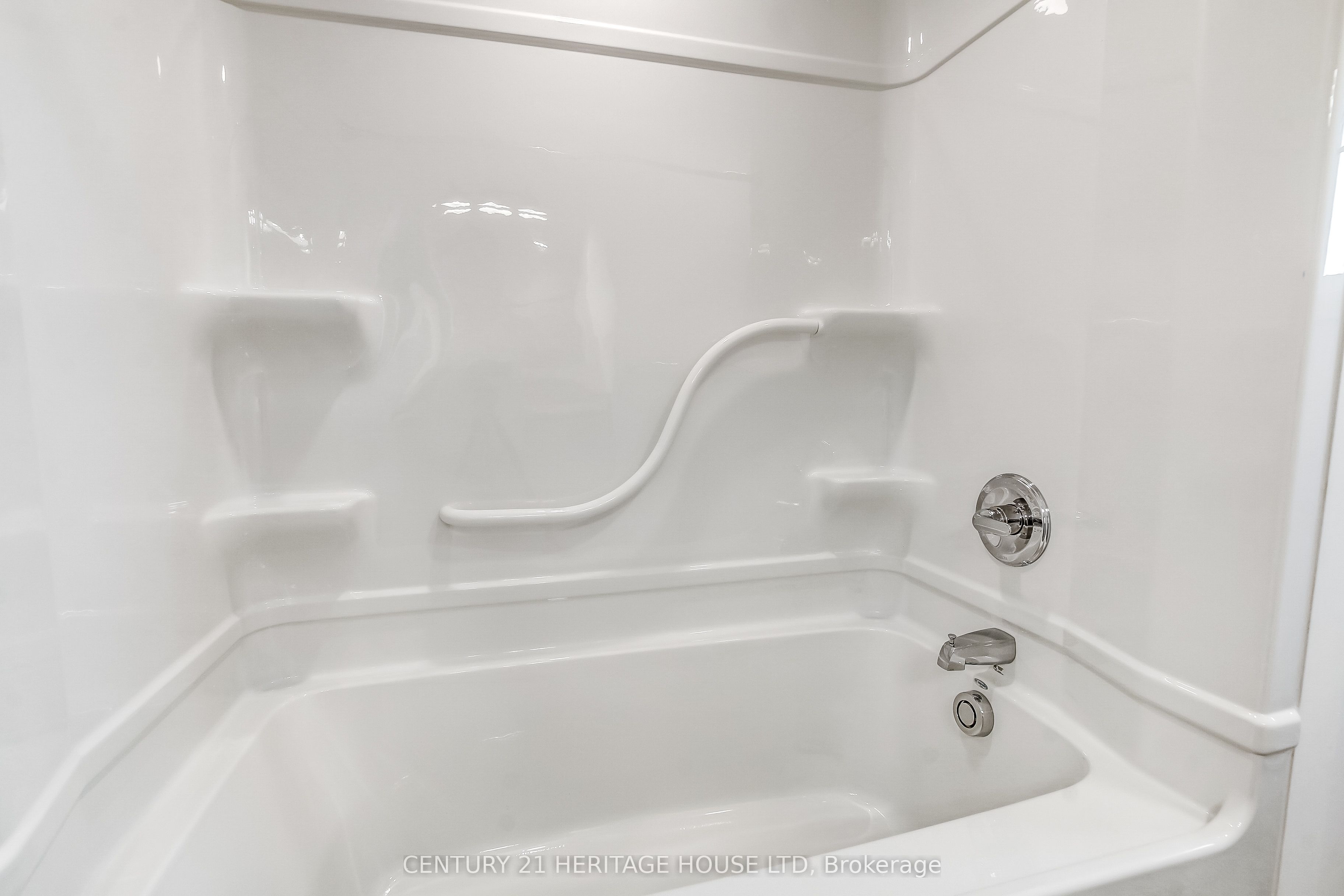 36 Hawks Gate Property Photo 24