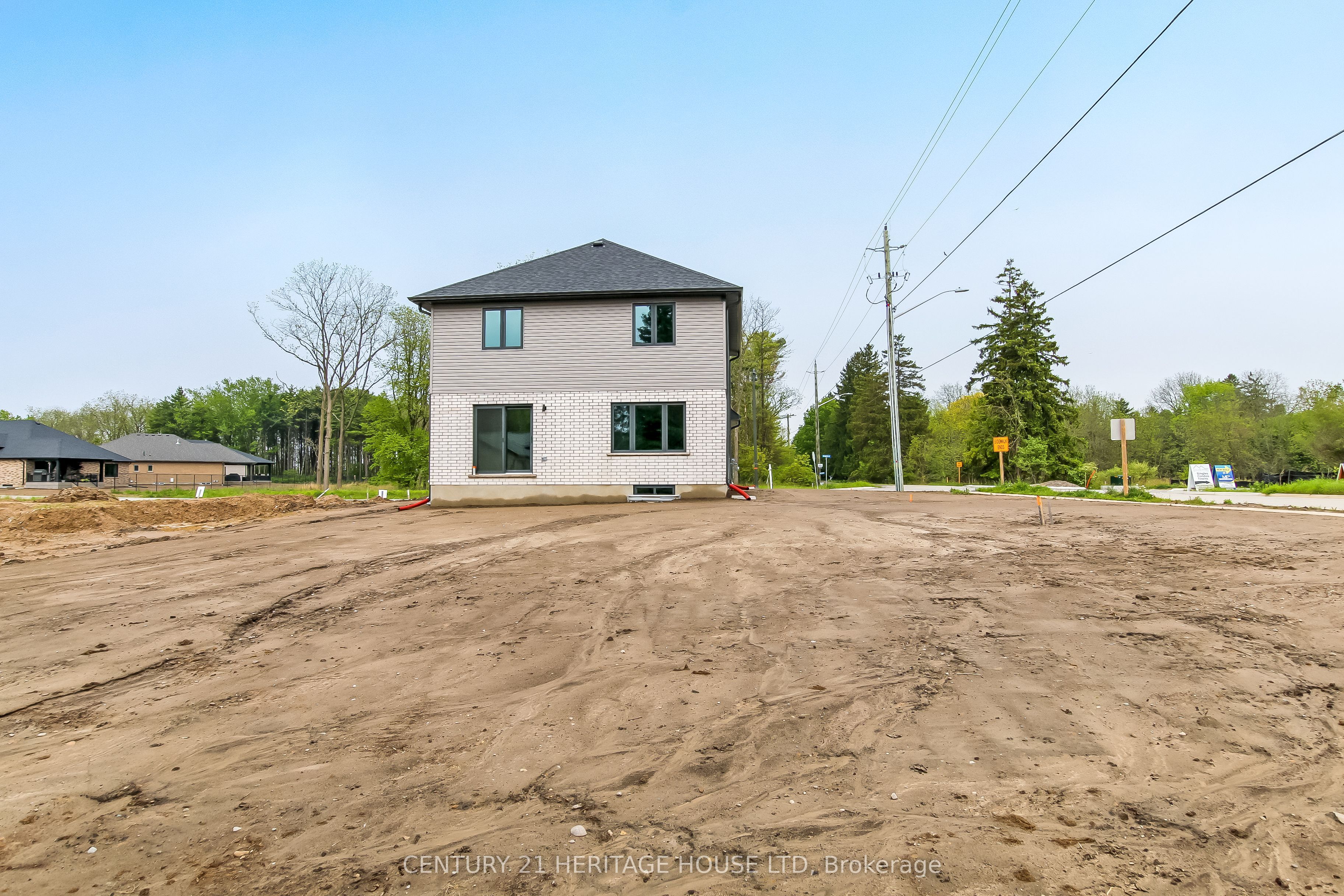 36 Hawks Gate Property Photo 31