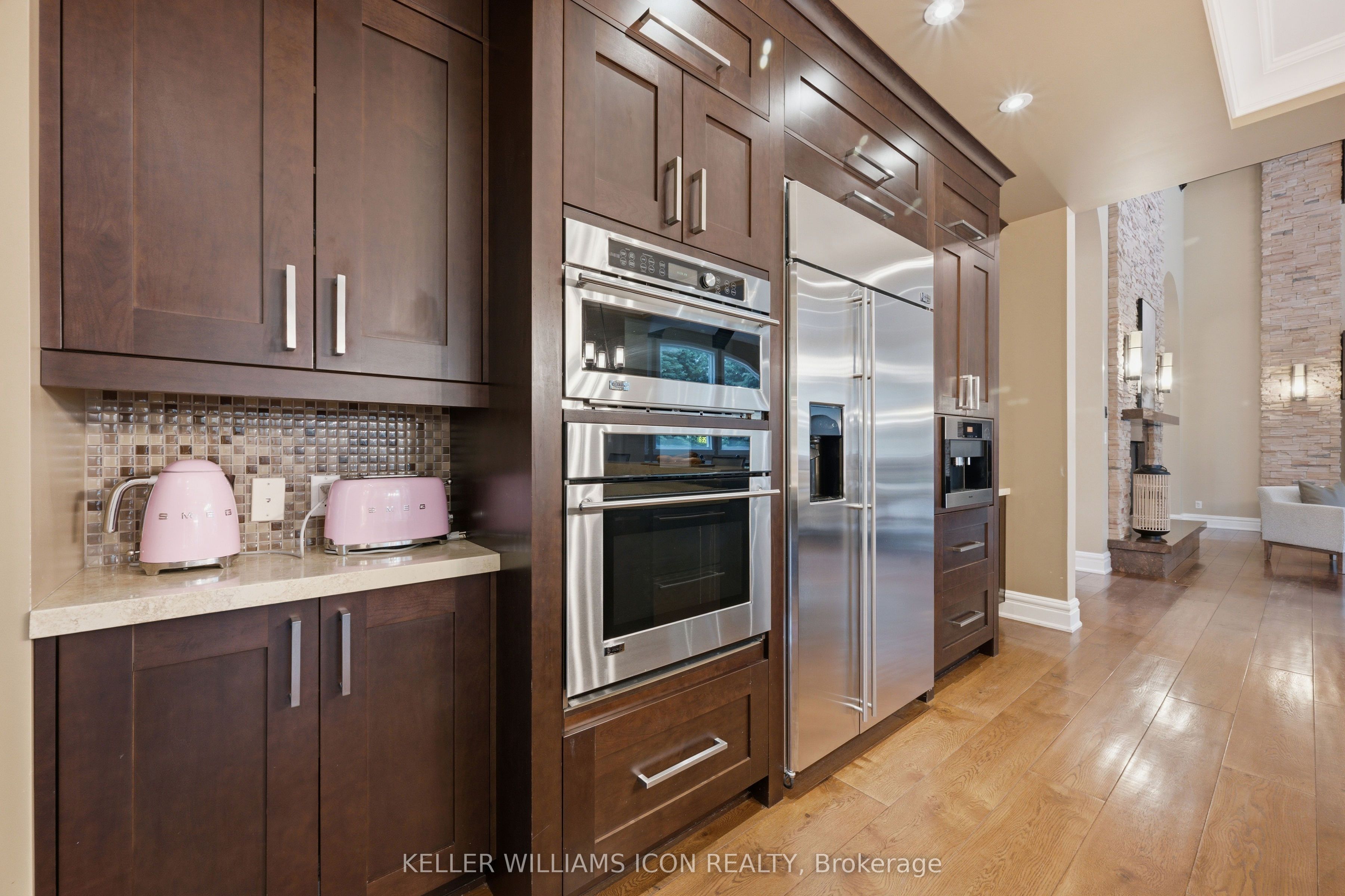 5801 Longhearth Way Property Photo 15