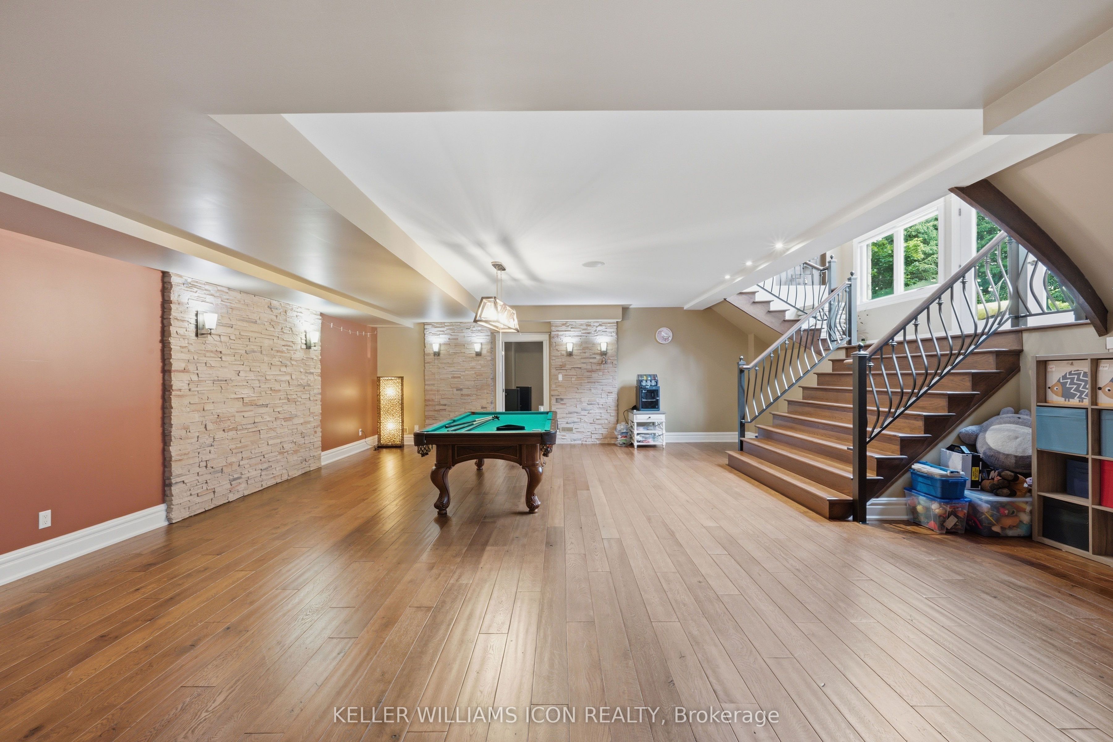 5801 Longhearth Way Property Photo 37