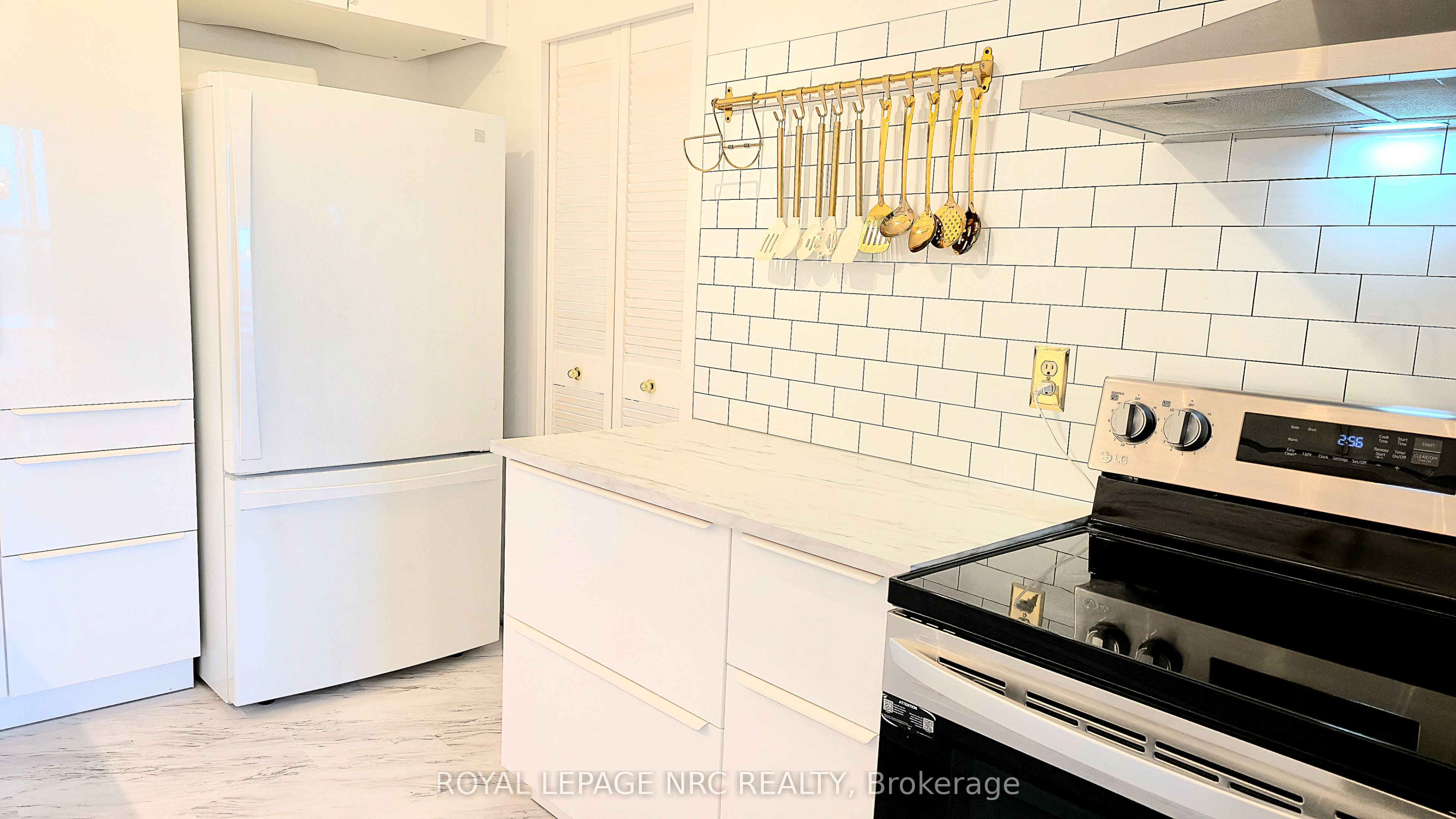 35 Towering Heights Boulevard 1108 Property Photo 6