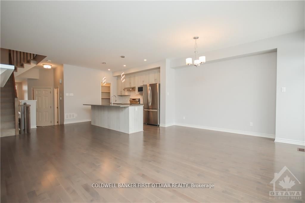 144 Angelonia Crescent Property Photo 8