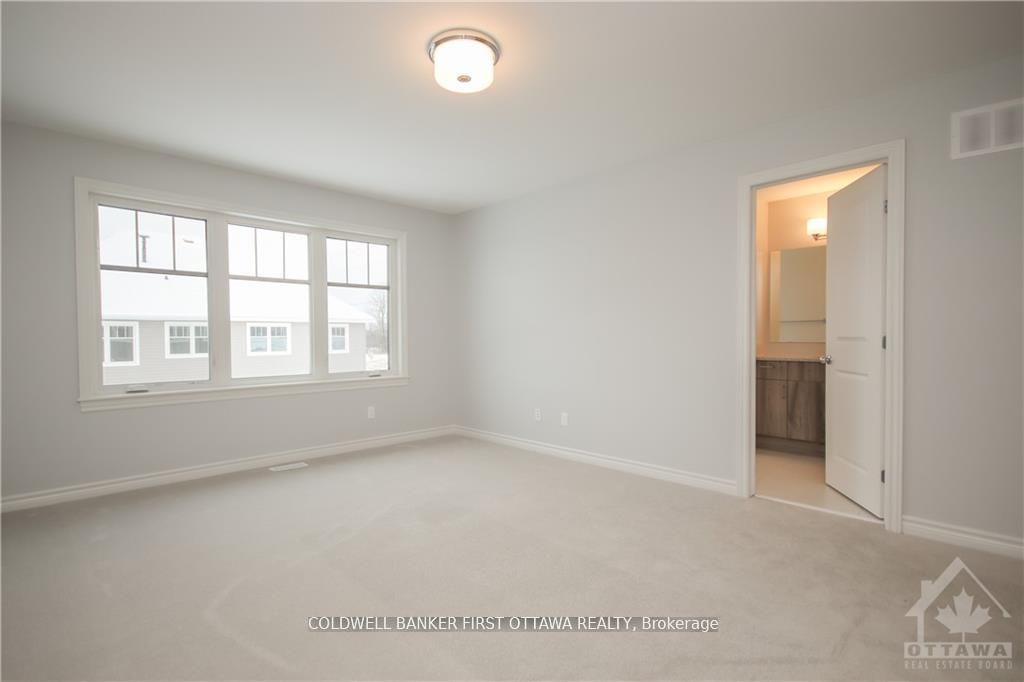 144 Angelonia Crescent Property Photo 13