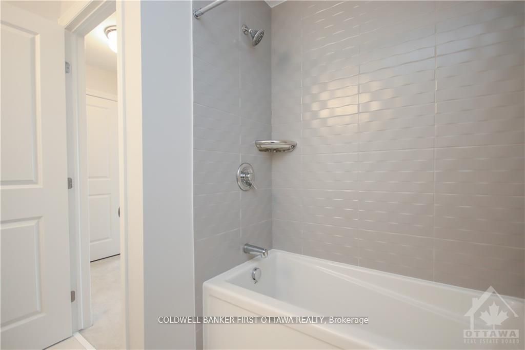 144 Angelonia Crescent Property Photo 23