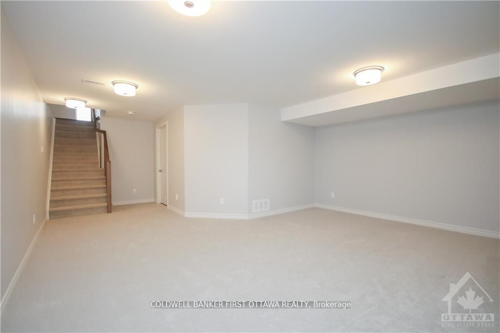 144 Angelonia Crescent Property Photo 27