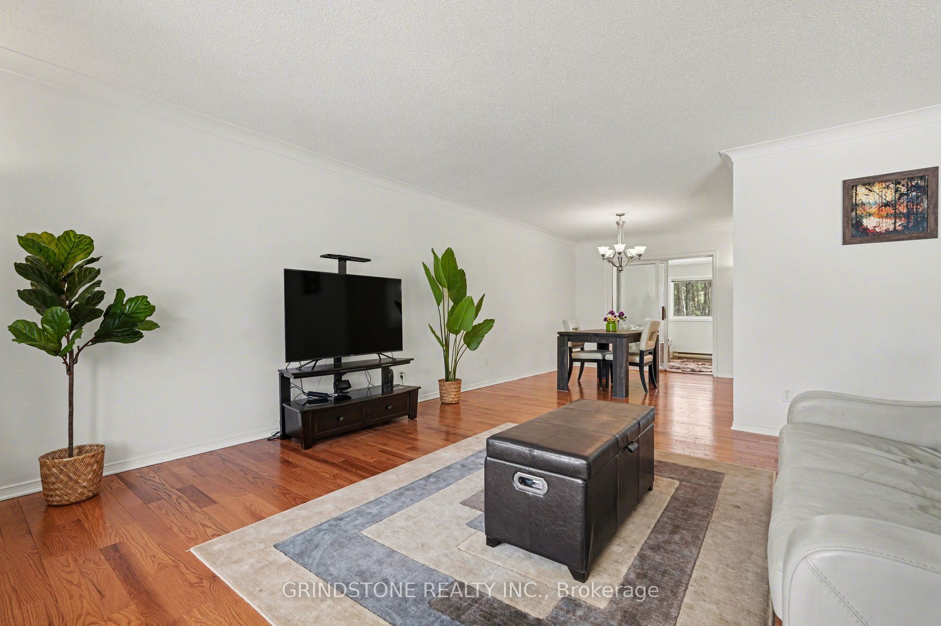 319 Riverwood Drive Property Photo 6