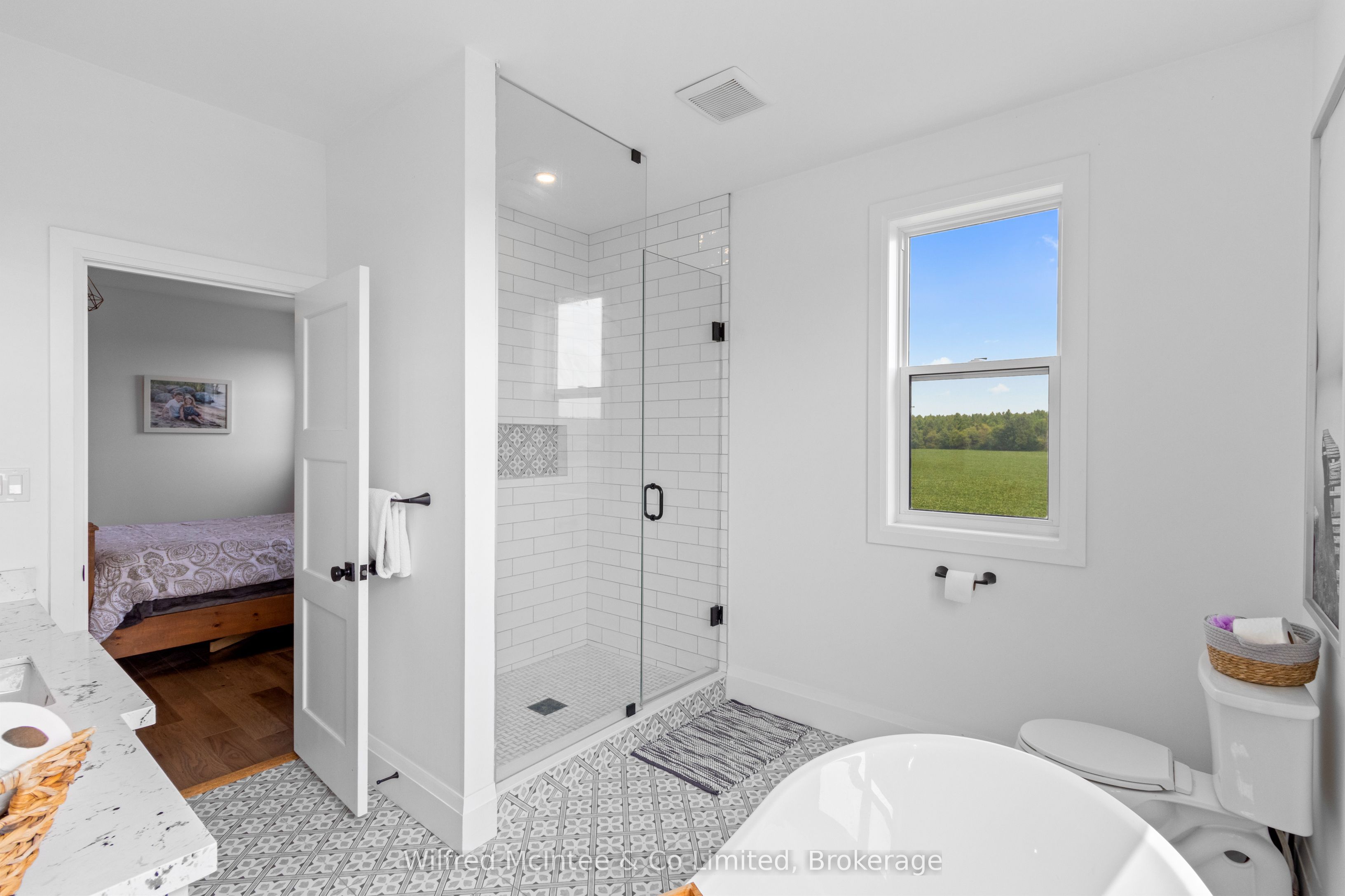 574461 Sideroad 40 Property Photo 18