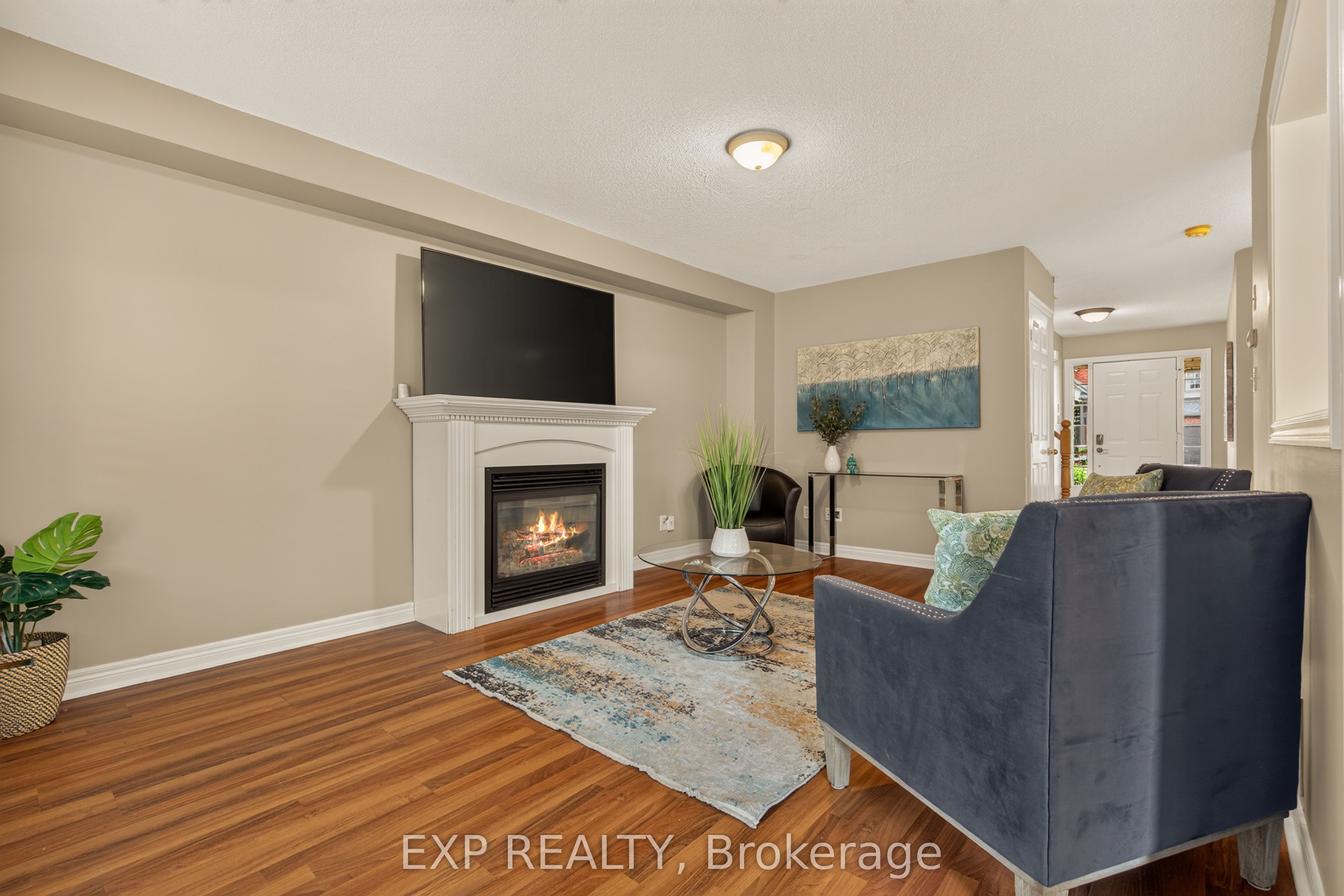 72 Etherington Crescent Property Photo 9