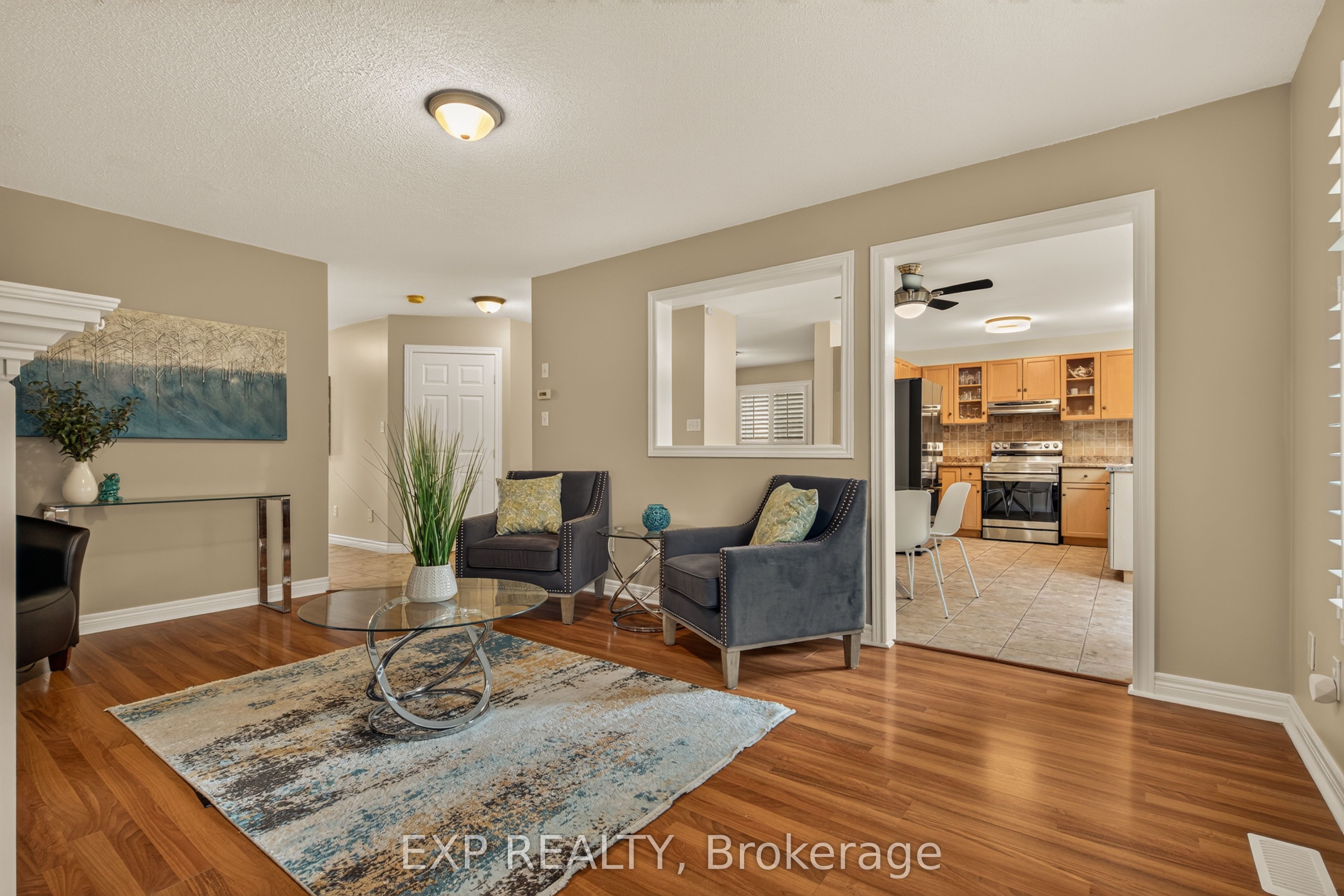72 Etherington Crescent Property Photo 10