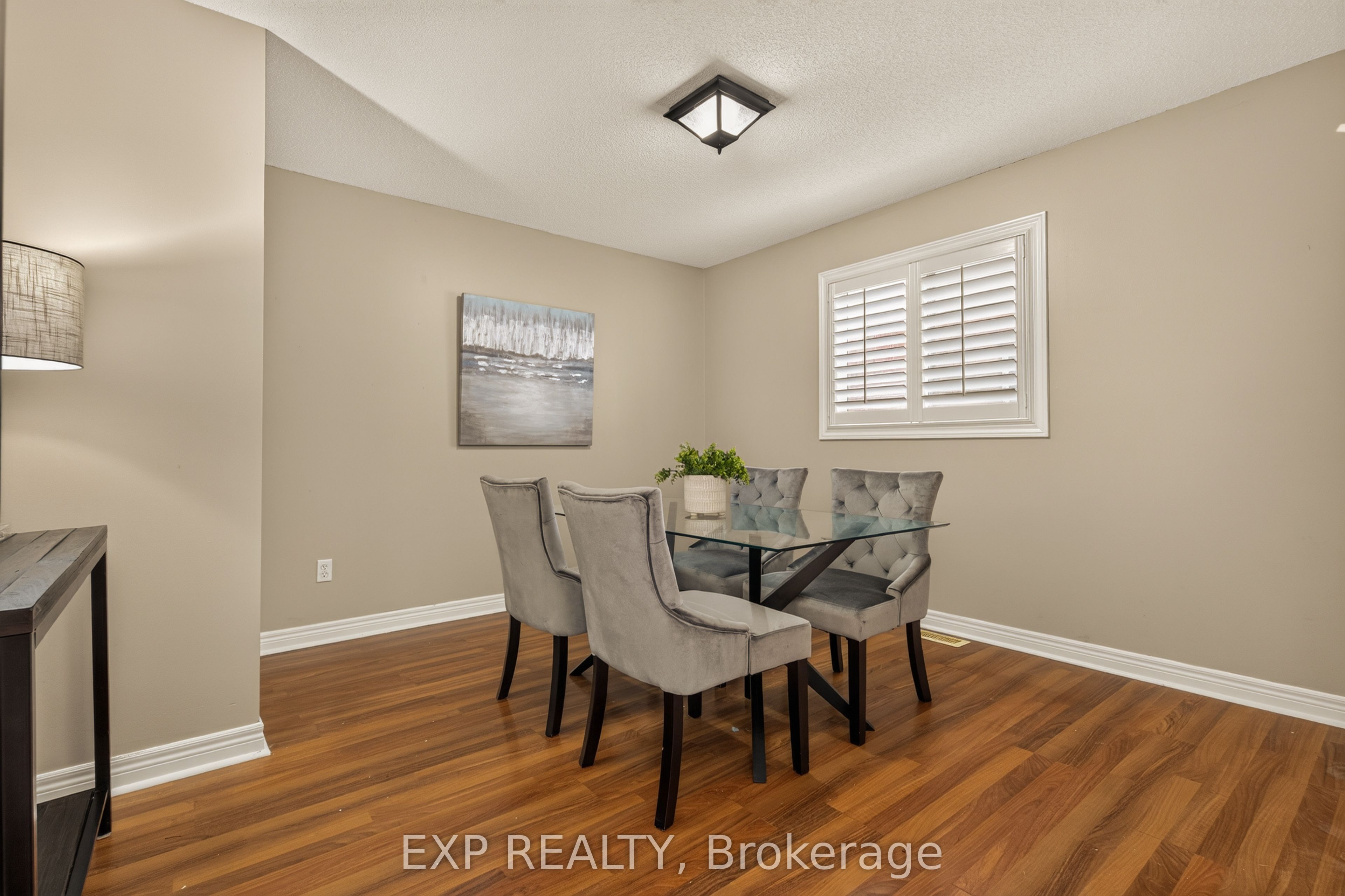 72 Etherington Crescent Property Photo 20