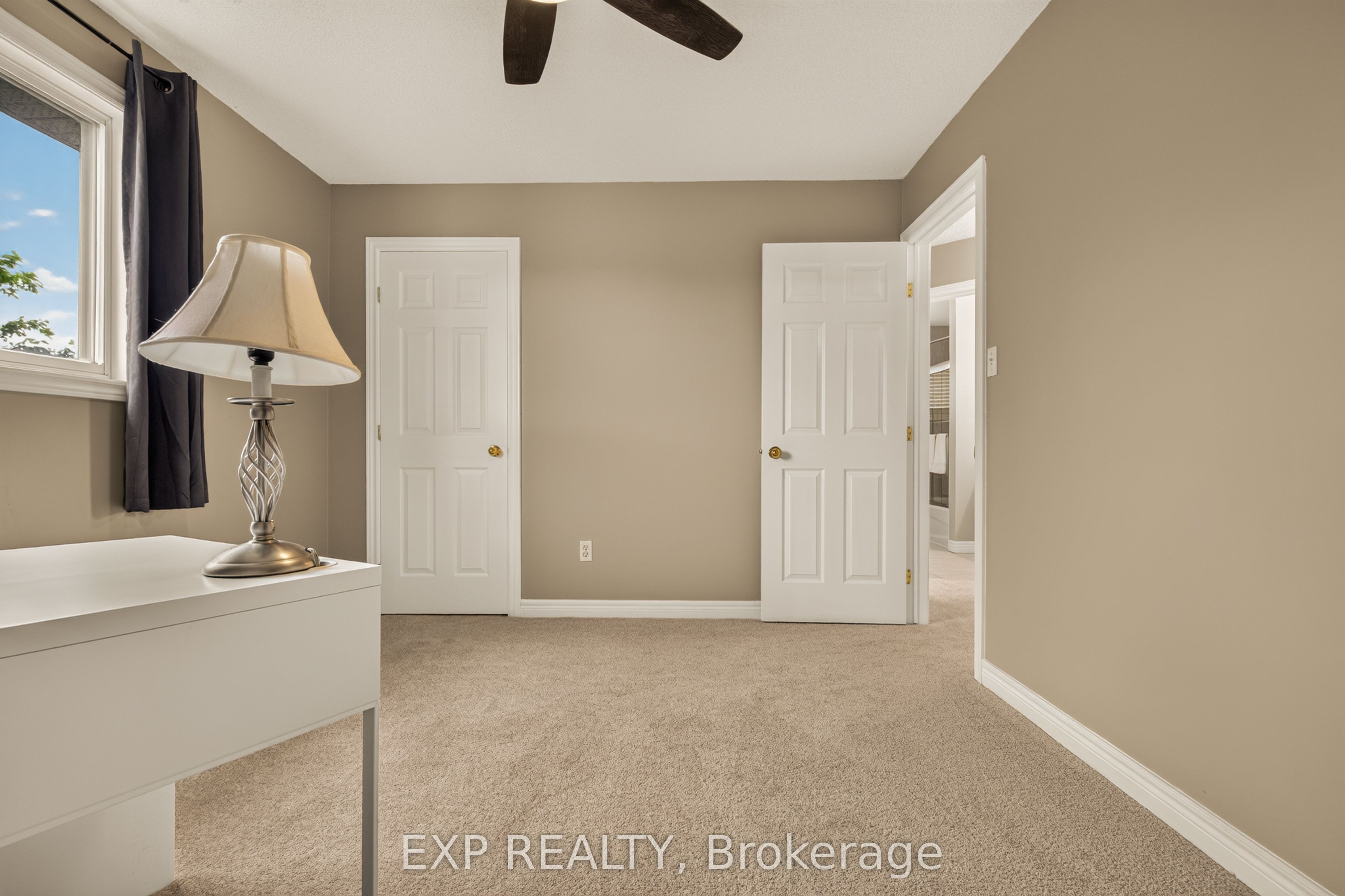 72 Etherington Crescent Property Photo 31