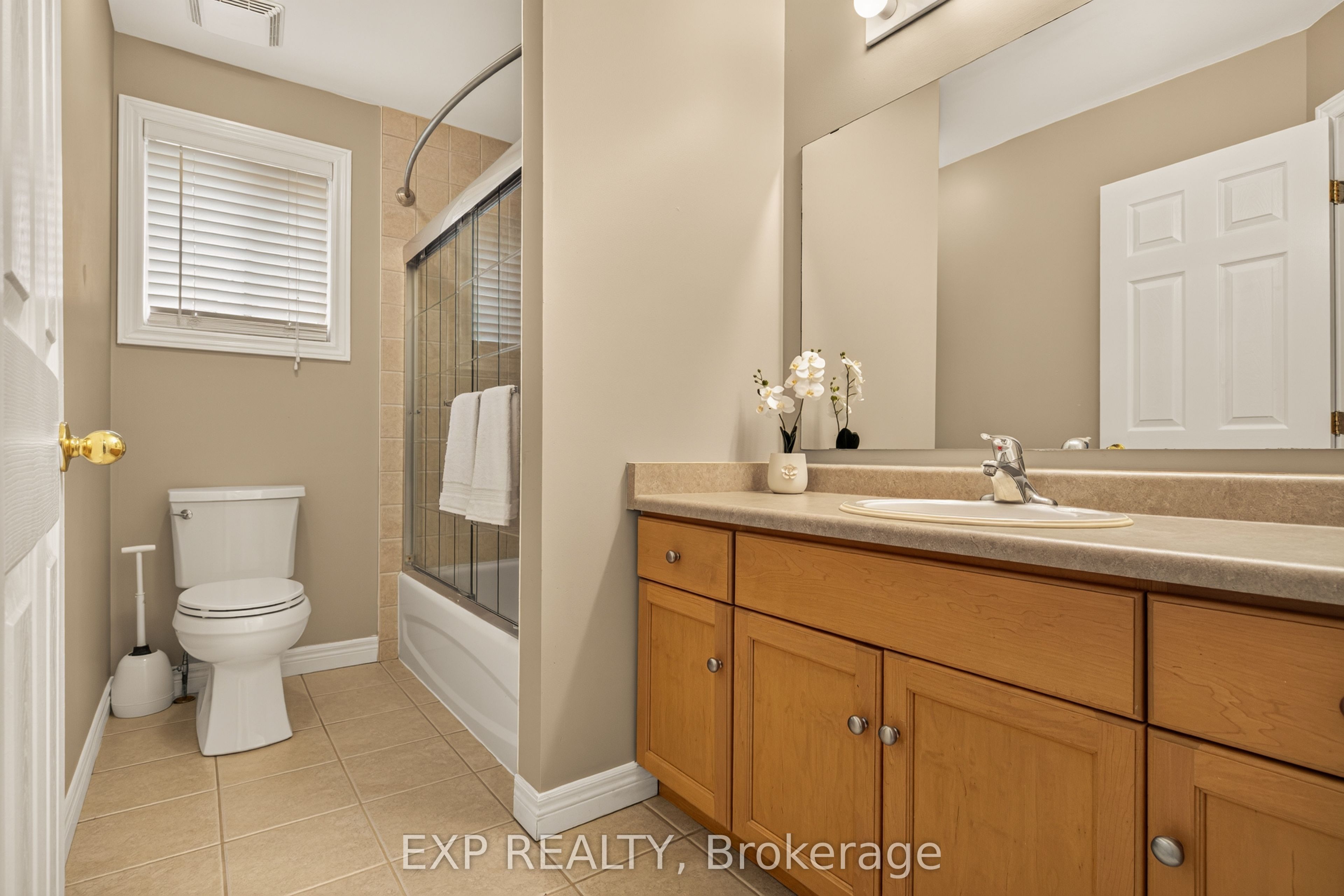 72 Etherington Crescent Property Photo 35