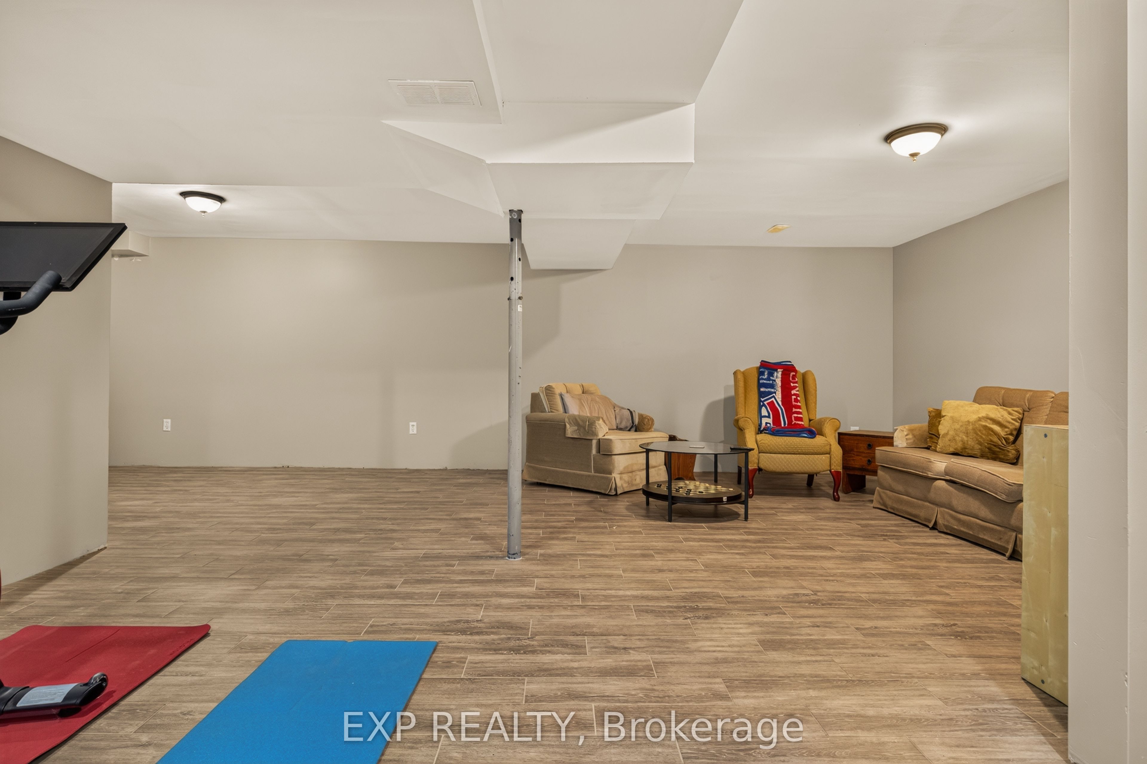72 Etherington Crescent Property Photo 36