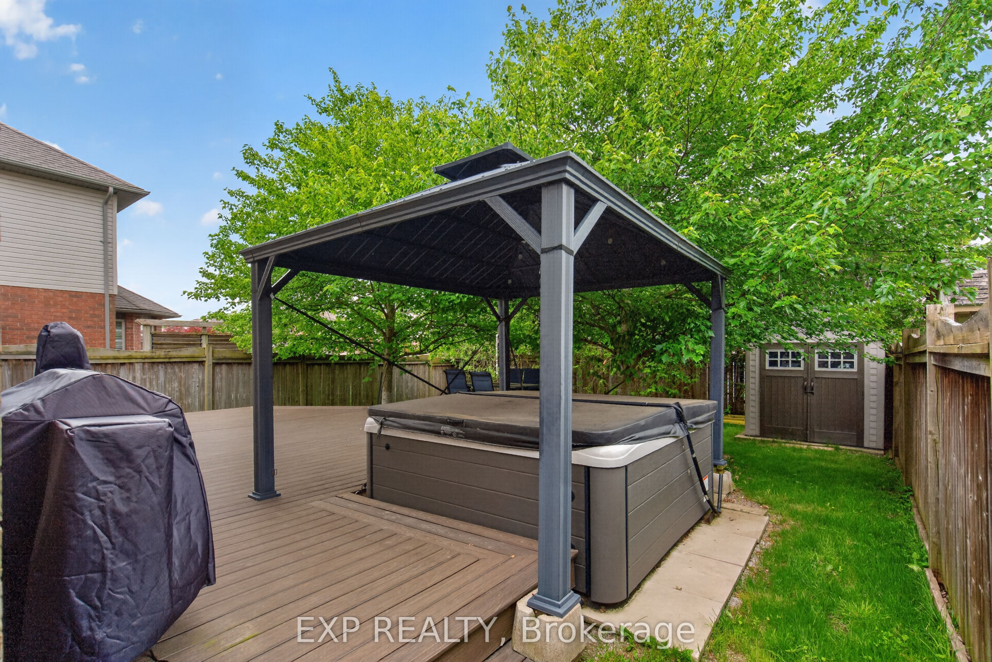72 Etherington Crescent Property Photo 40