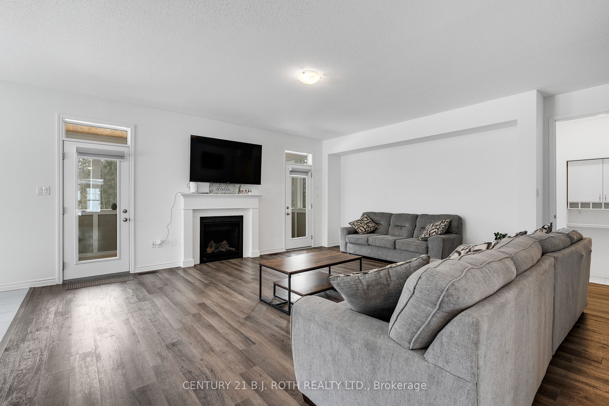 22 Dyer Crescent Property Photo 6