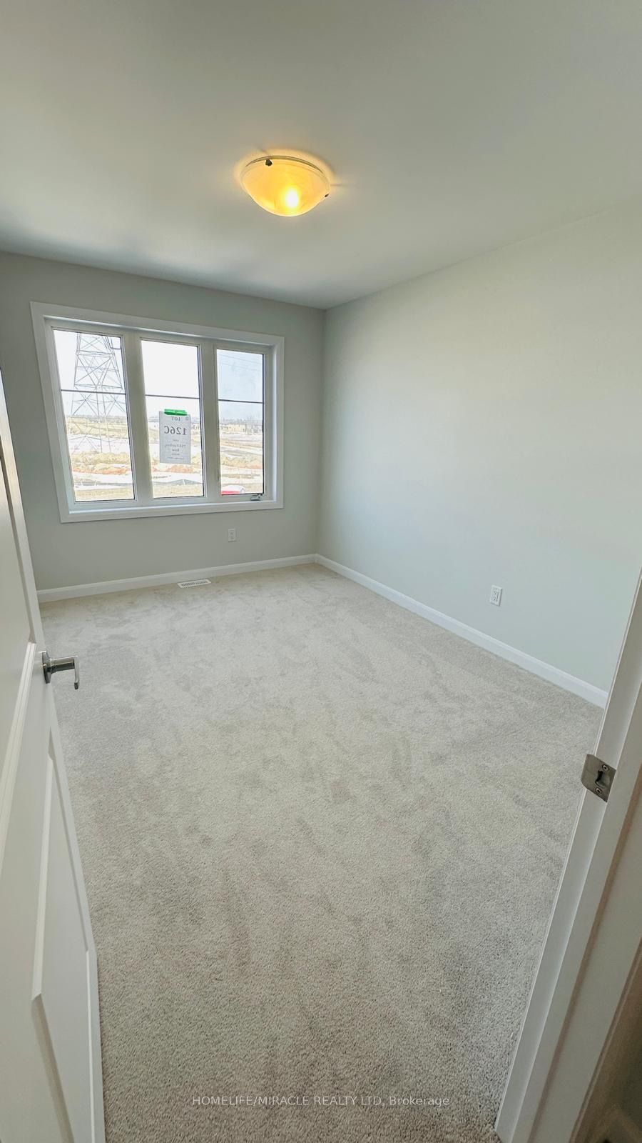 755 Fairline Row Property Photo 15